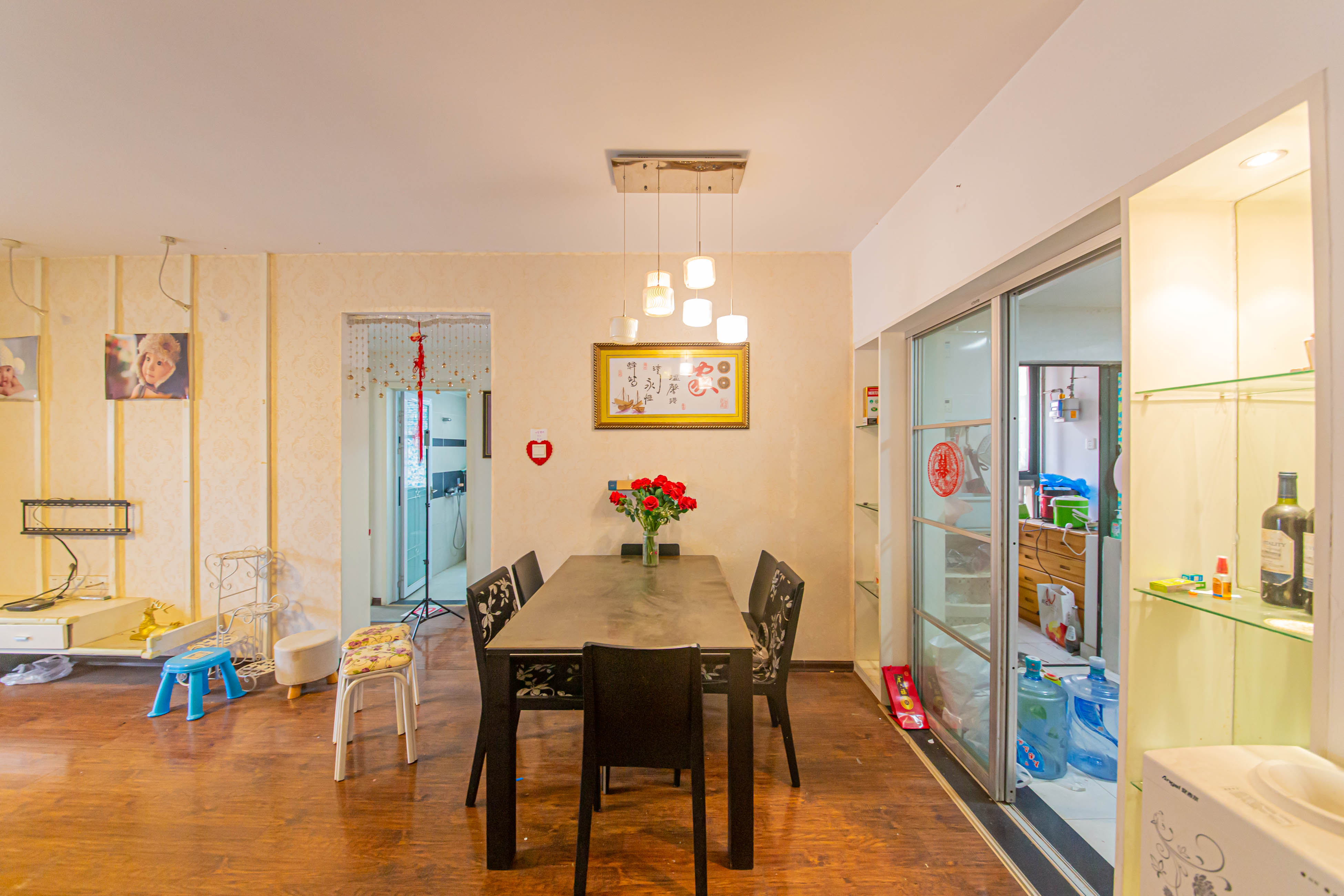 保利花园 2室2厅1卫 70.0万 保利花园 2室2厅1卫 70.0万客厅