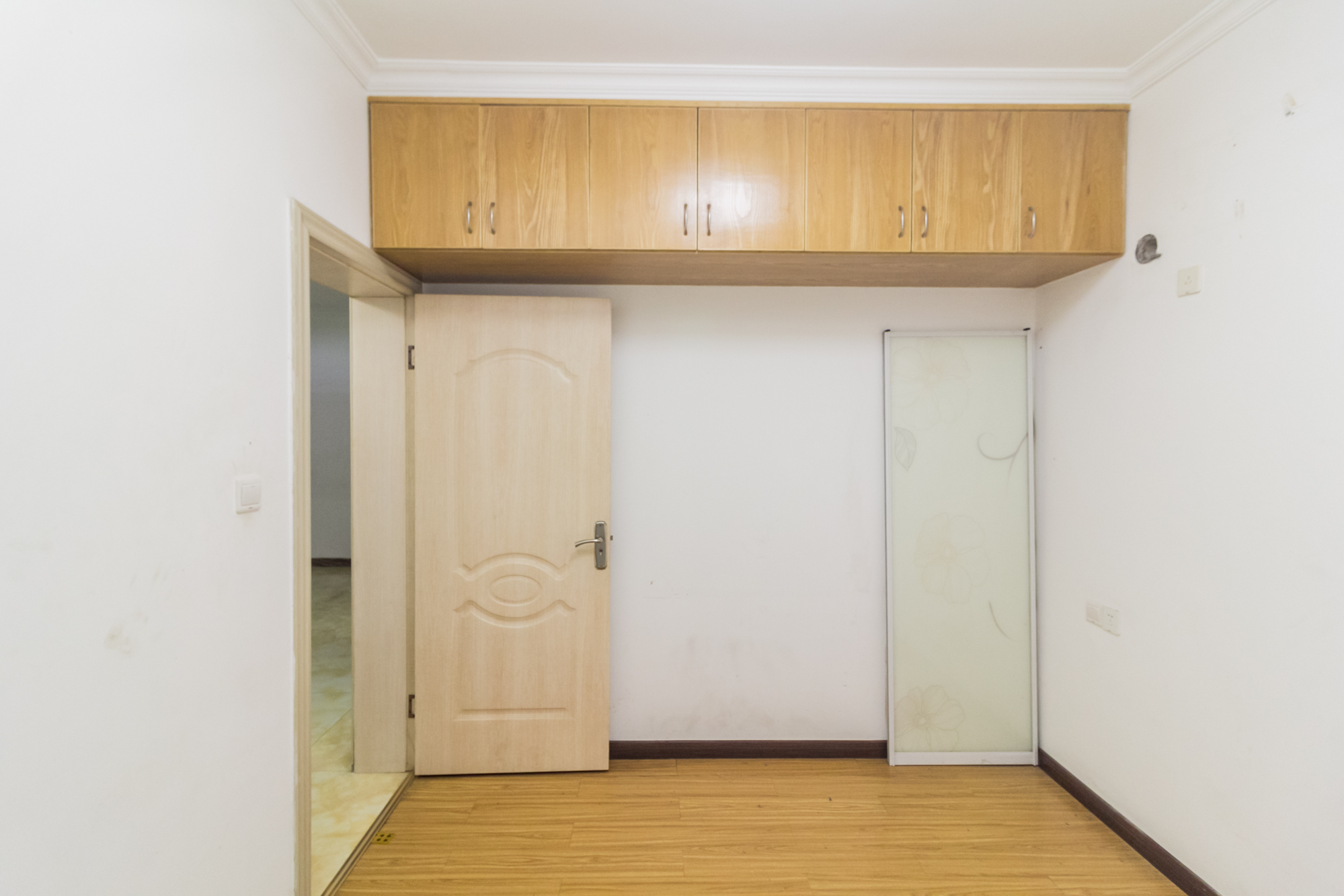 佳美紫郡  3室2厅1卫    65.0万 佳美紫郡  3室2厅1卫    65.0万卧室