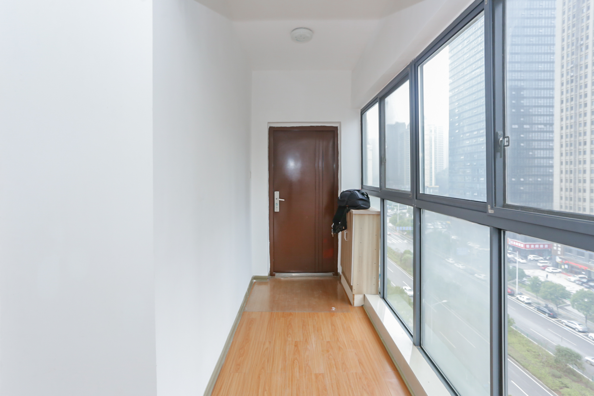 钰龙天下一期  3室2厅1卫    248.0万阳台