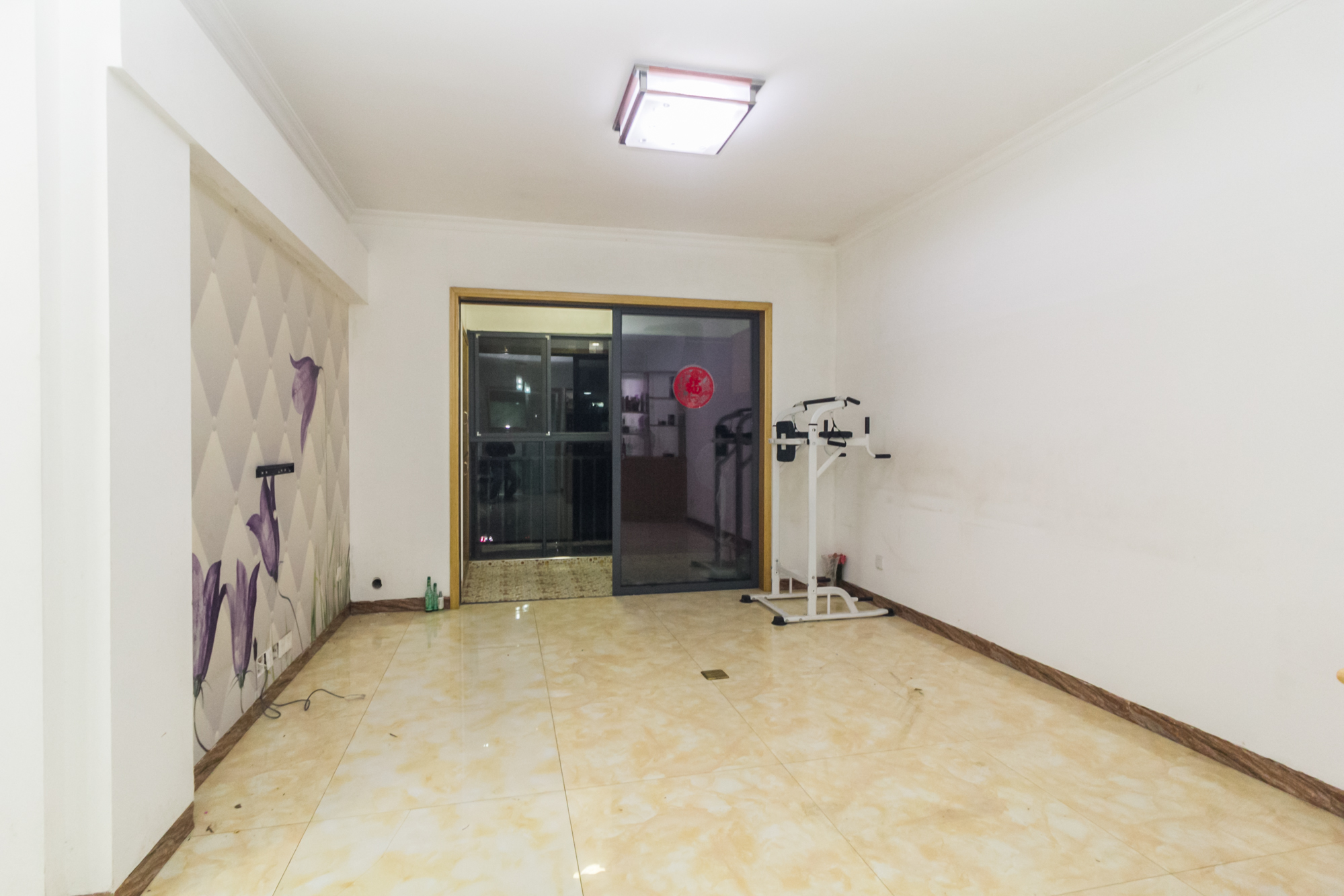 佳美紫郡  3室2厅1卫    65.0万 佳美紫郡  3室2厅1卫    65.0万客厅