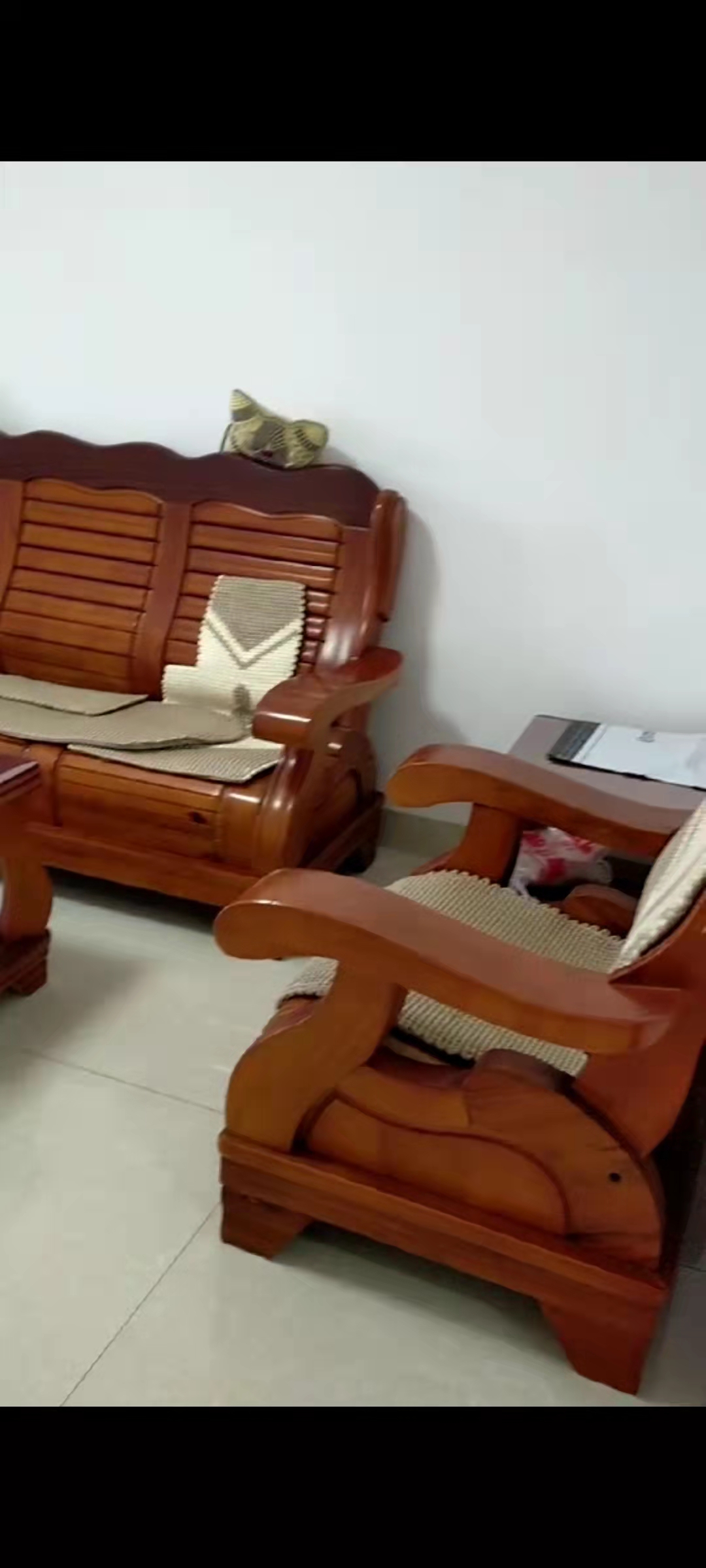 香格里拉 2室2厅1卫 1780.0元/月 香格里拉 2室2厅1卫 1780.0元/月室内图