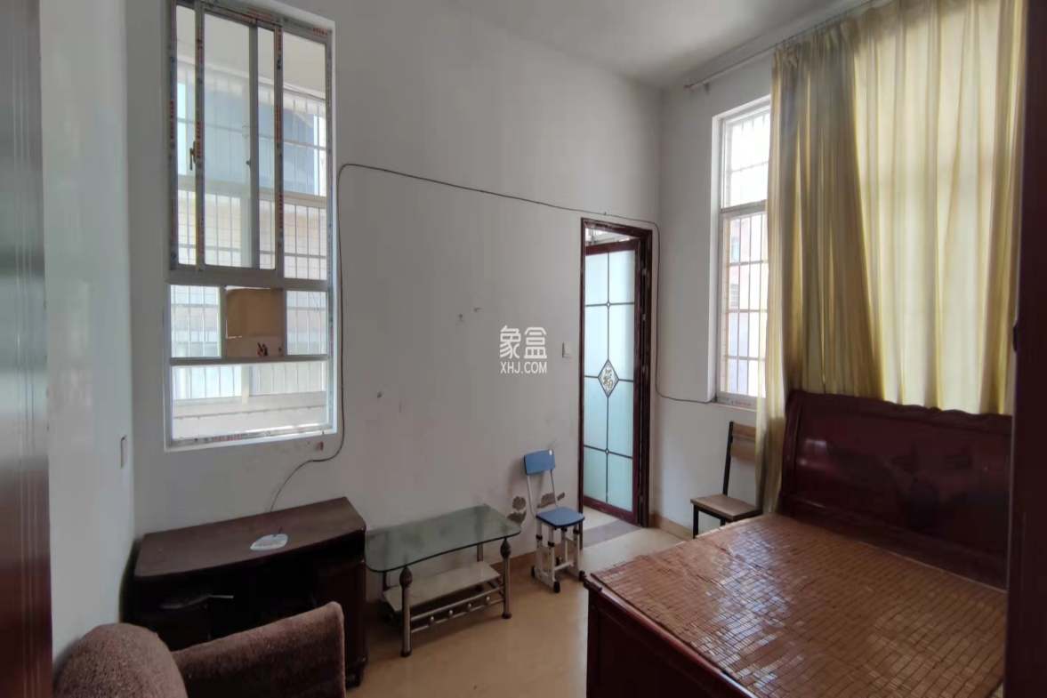 私房（桃源县所有）  2室0厅1卫   600.00元/月室内图1