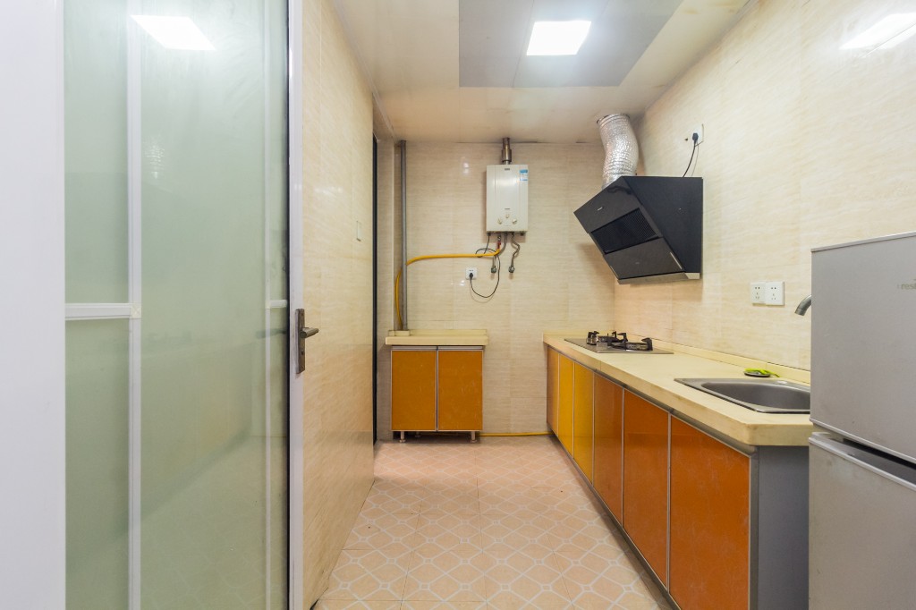 深业睿城 2室1厅1卫 38.8万 深业睿城 2室1厅1卫 38.8万厨房