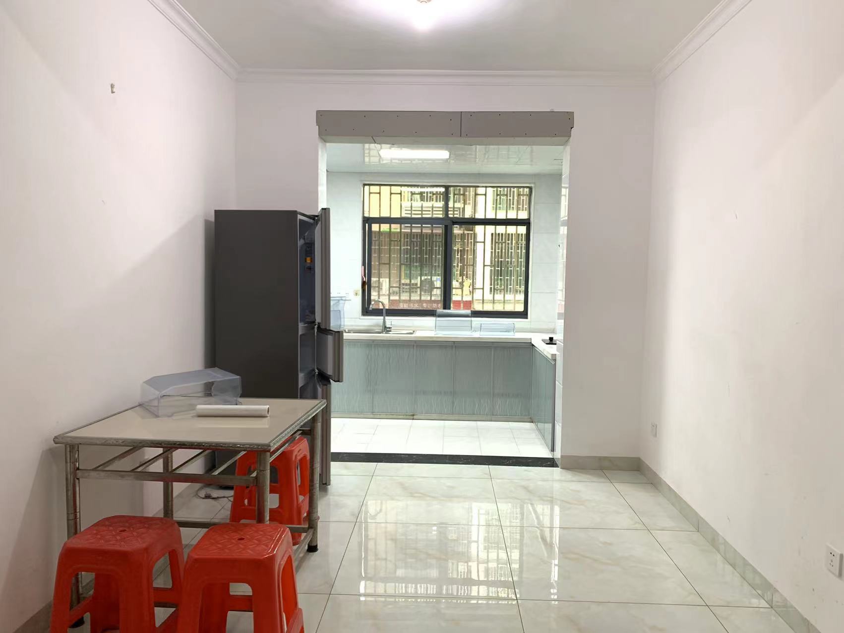 杨岭安置小区  2室2厅1卫    1100.0元/月 杨岭安置小区  2室2厅1卫    1100.0元/月室内图