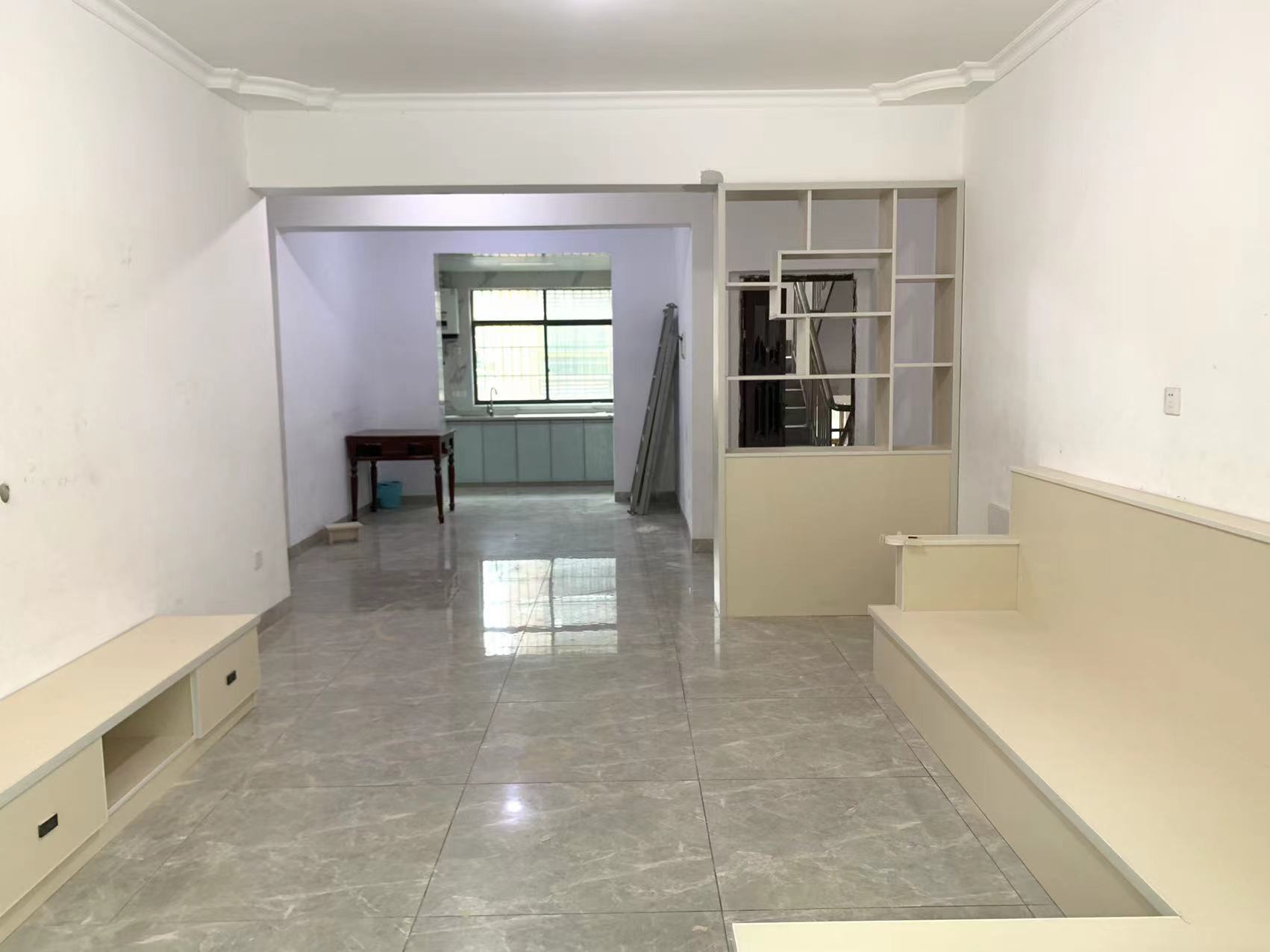 杨岭安置小区  2室2厅1卫    1100.0元/月 杨岭安置小区  2室2厅1卫    1100.0元/月室内图