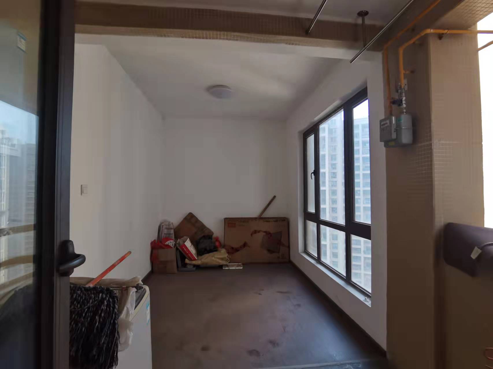 南湖国际6期 3室2厅1卫 3500.0元/月 南湖国际6期 3室2厅1卫 3500.0元/月室内图