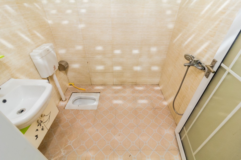 深业睿城 2室1厅1卫 38.8万 深业睿城 2室1厅1卫 38.8万卫生间