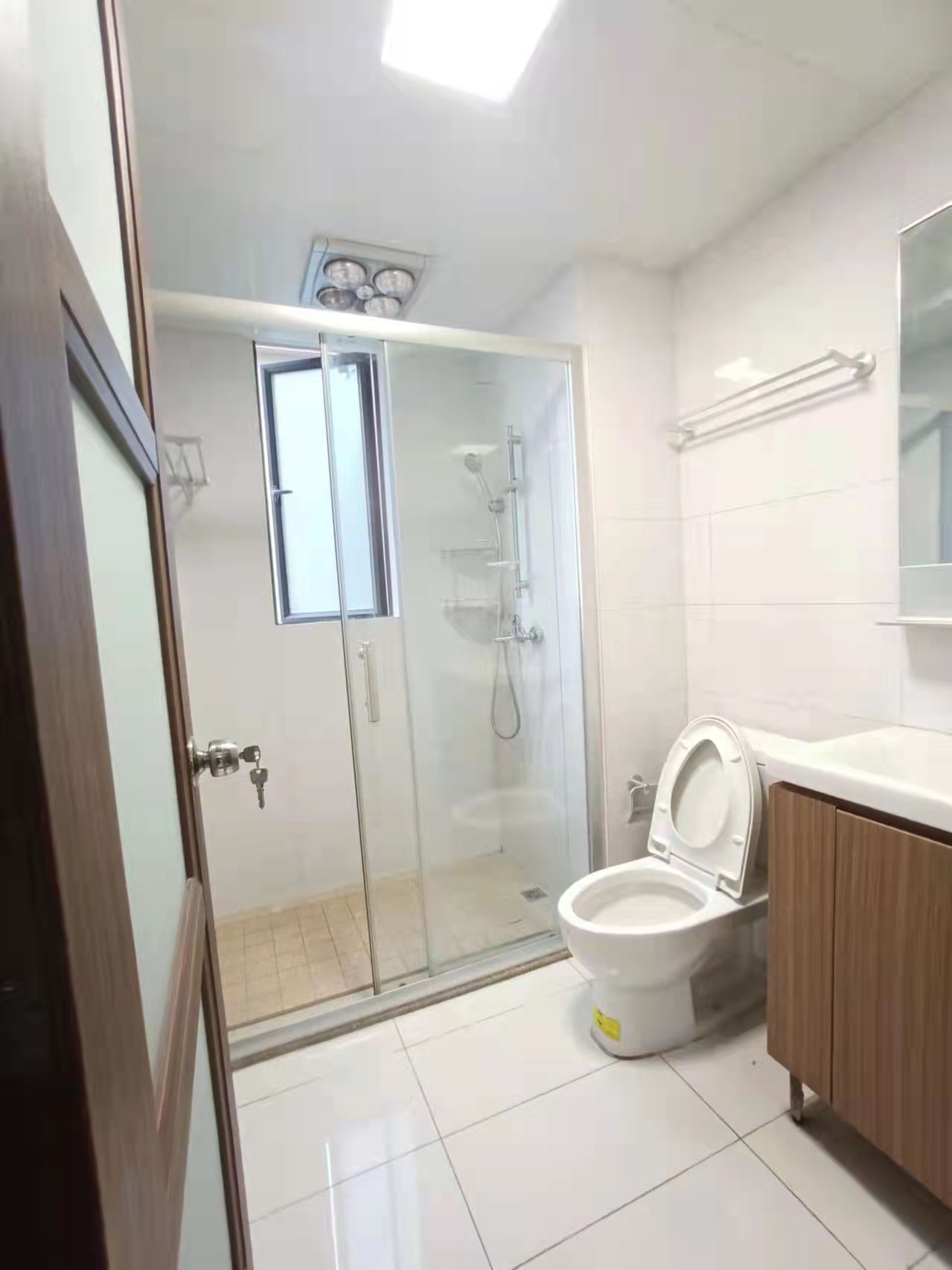 衡阳碧桂园  3室2厅2卫    2300.0元/月 衡阳碧桂园  3室2厅2卫    2300.0元/月室内图