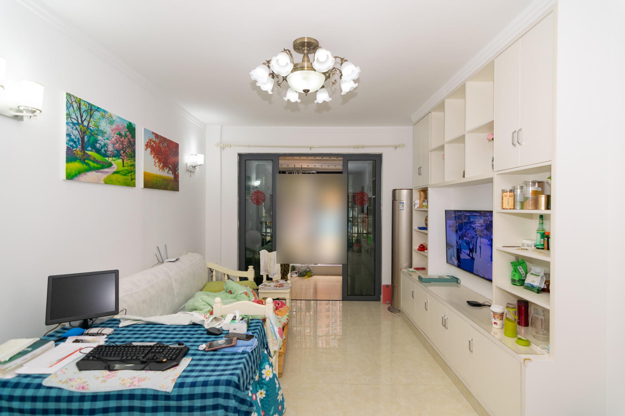 珠江东方明珠(新地东方明珠)三期 3室2厅1卫 78.00万 珠江东方明珠(新地东方明珠)三期 3室2厅1卫 78.00万客厅