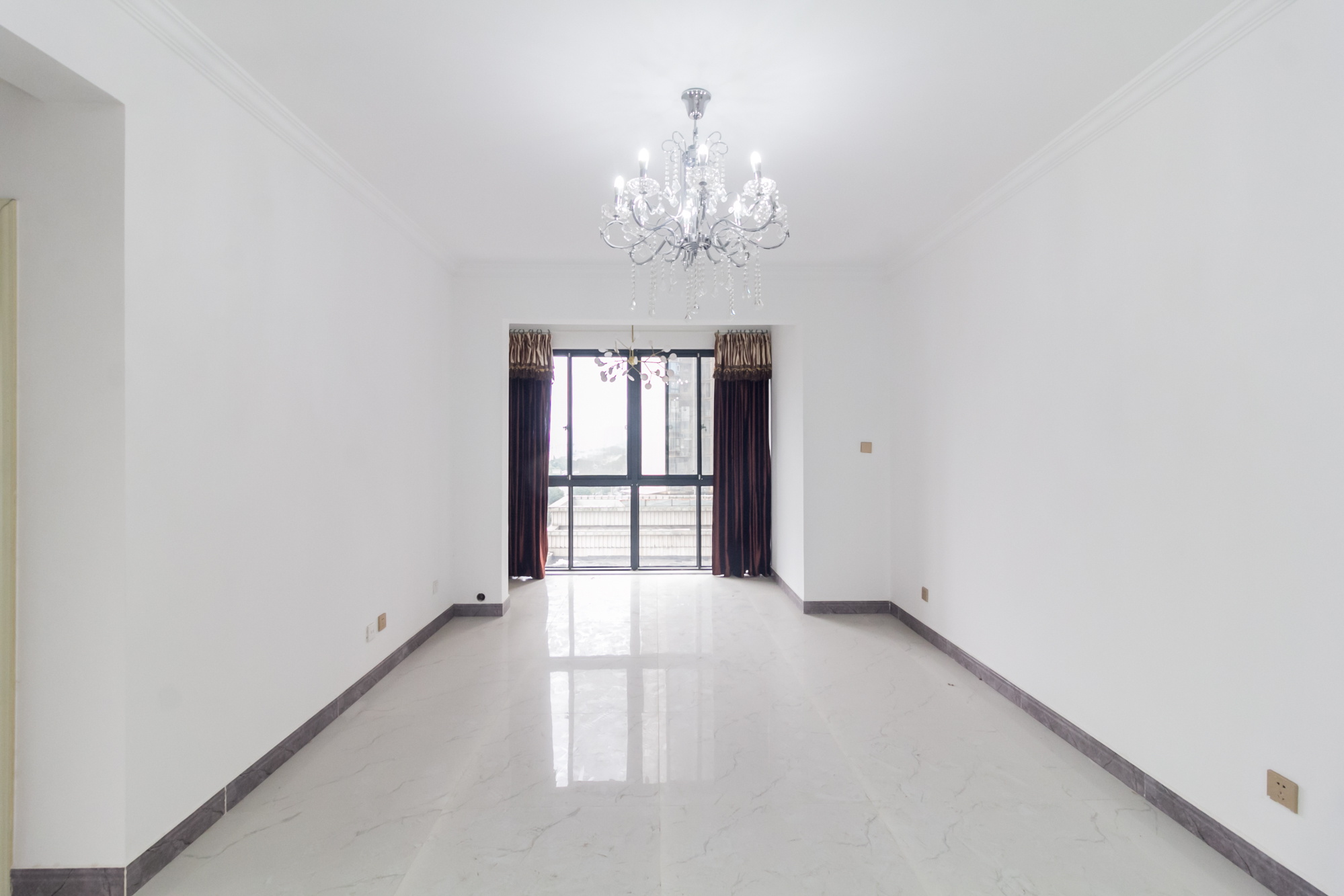 光明城市（星辰青年城）  3室2厅2卫    85.0万其他