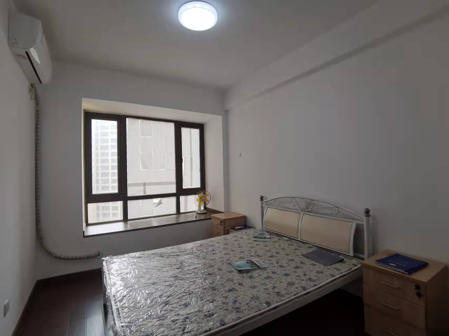 南湖国际6期 3室2厅1卫 3500.0元/月 南湖国际6期 3室2厅1卫 3500.0元/月室内图