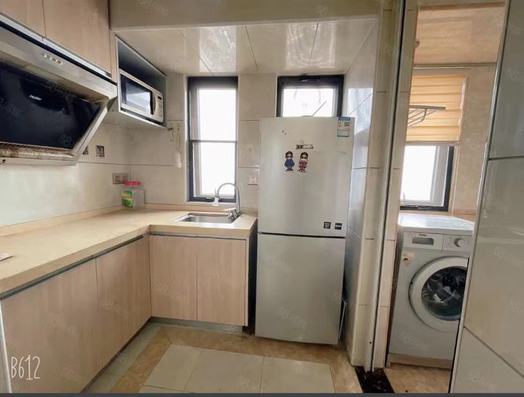 中建岳阳中心 1室1厅1卫 1600.0元/月 中建岳阳中心 1室1厅1卫 1600.0元/月室内图