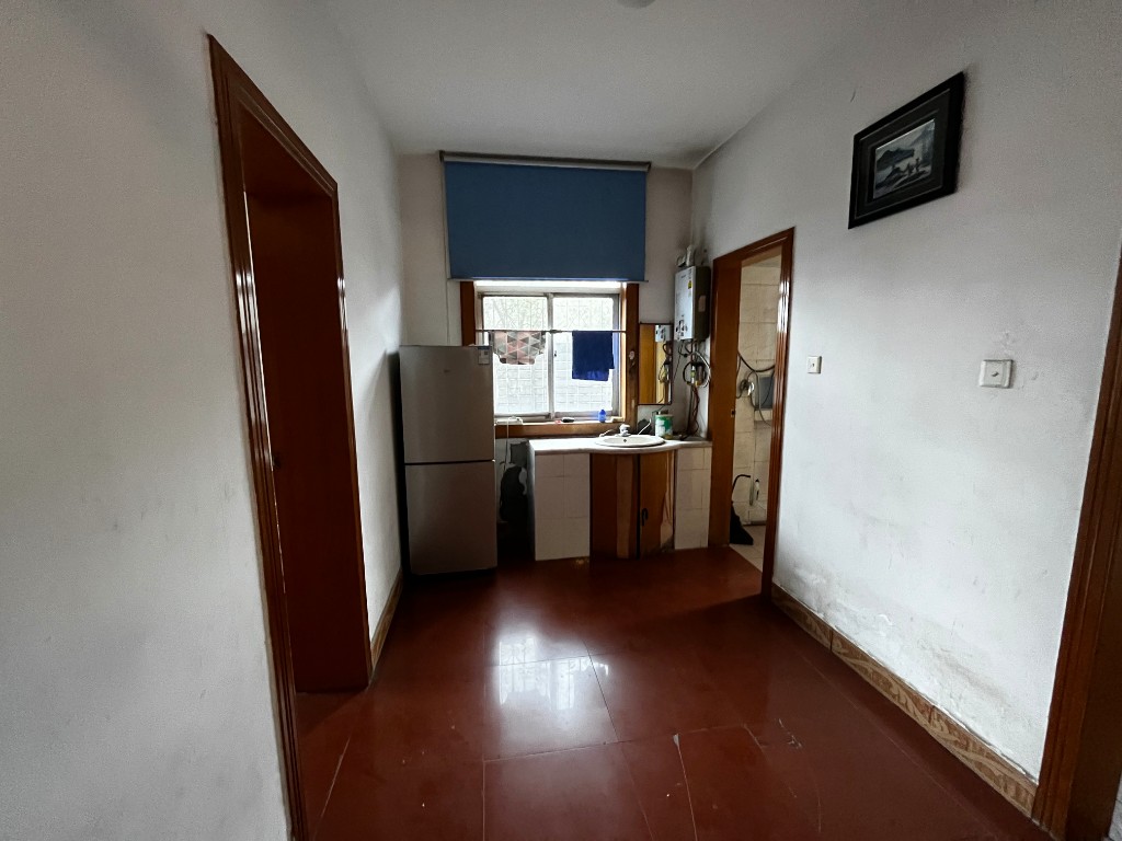 粮食局家属楼 3室2厅1卫 32.8万 粮食局家属楼 3室2厅1卫 32.8万客厅