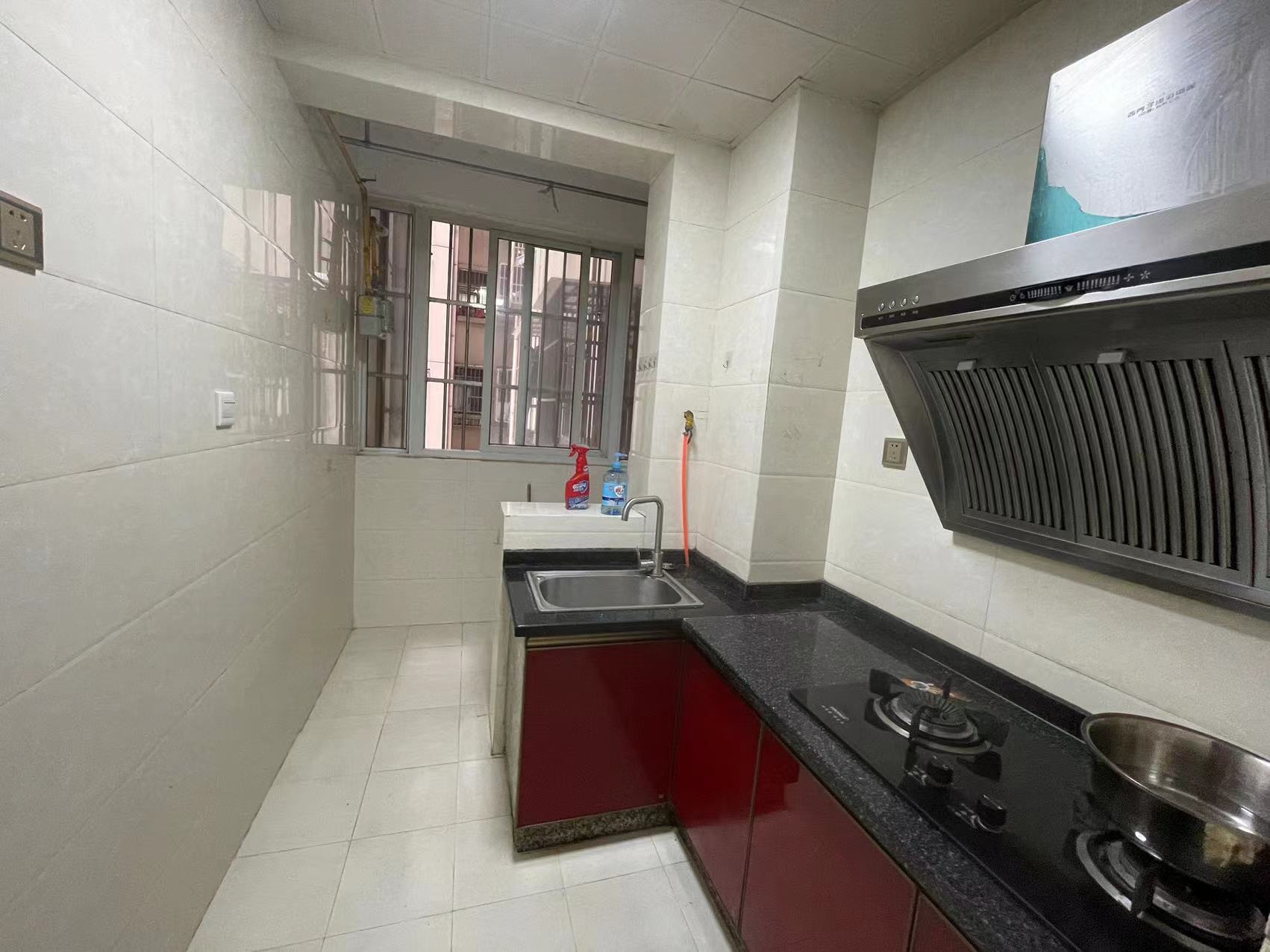 南湖锦苑 2室1厅1卫 2100.0元/月 南湖锦苑 2室1厅1卫 2100.0元/月室内图