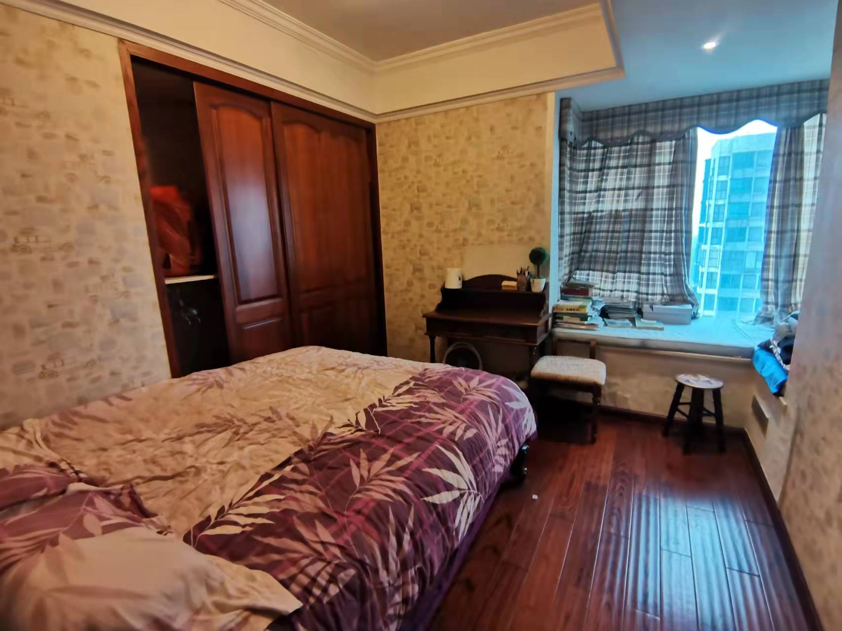 山水国际 3室2厅2卫 130.0万 山水国际 3室2厅2卫 130.0万客厅