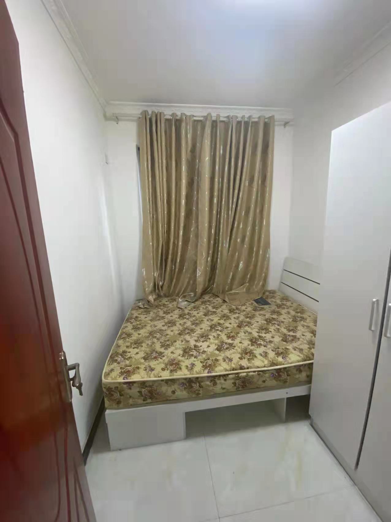 天府美岸 4室2厅1卫 2800.0元/月 天府美岸 4室2厅1卫 2800.0元/月室内图