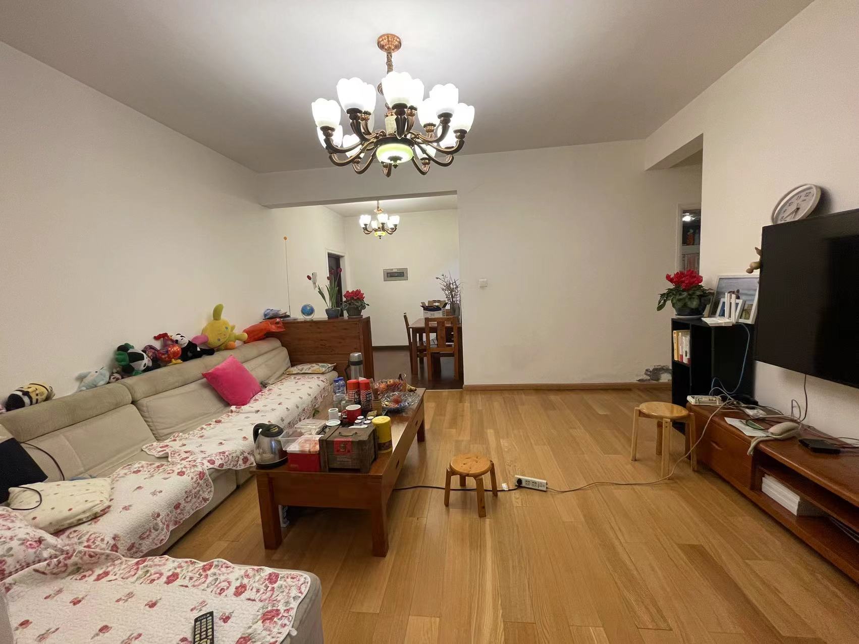 南湖锦苑 3室1厅2卫 3000.0元/月 南湖锦苑 3室1厅2卫 3000.0元/月室内图