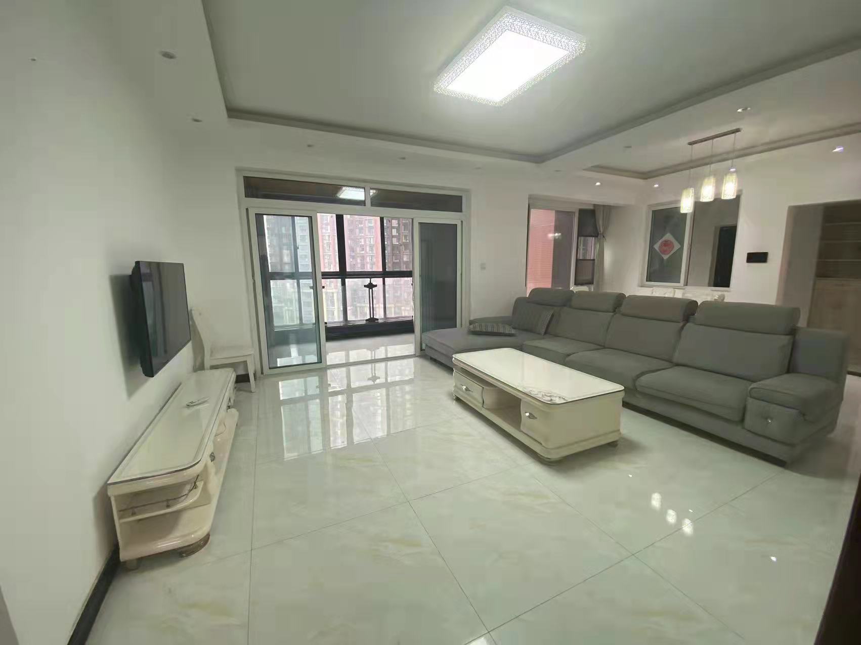 天府美岸 4室2厅1卫 2800.0元/月 天府美岸 4室2厅1卫 2800.0元/月室内图