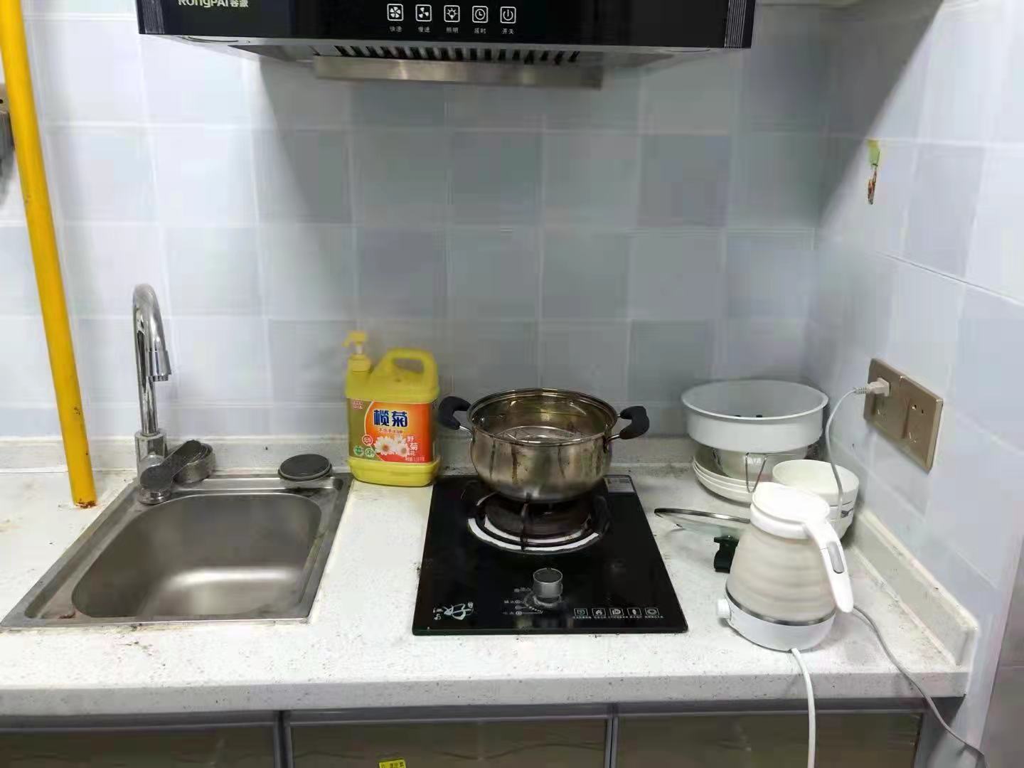 康城上品 1室1厅1卫 850.0元/月 康城上品 1室1厅1卫 850.0元/月室内图