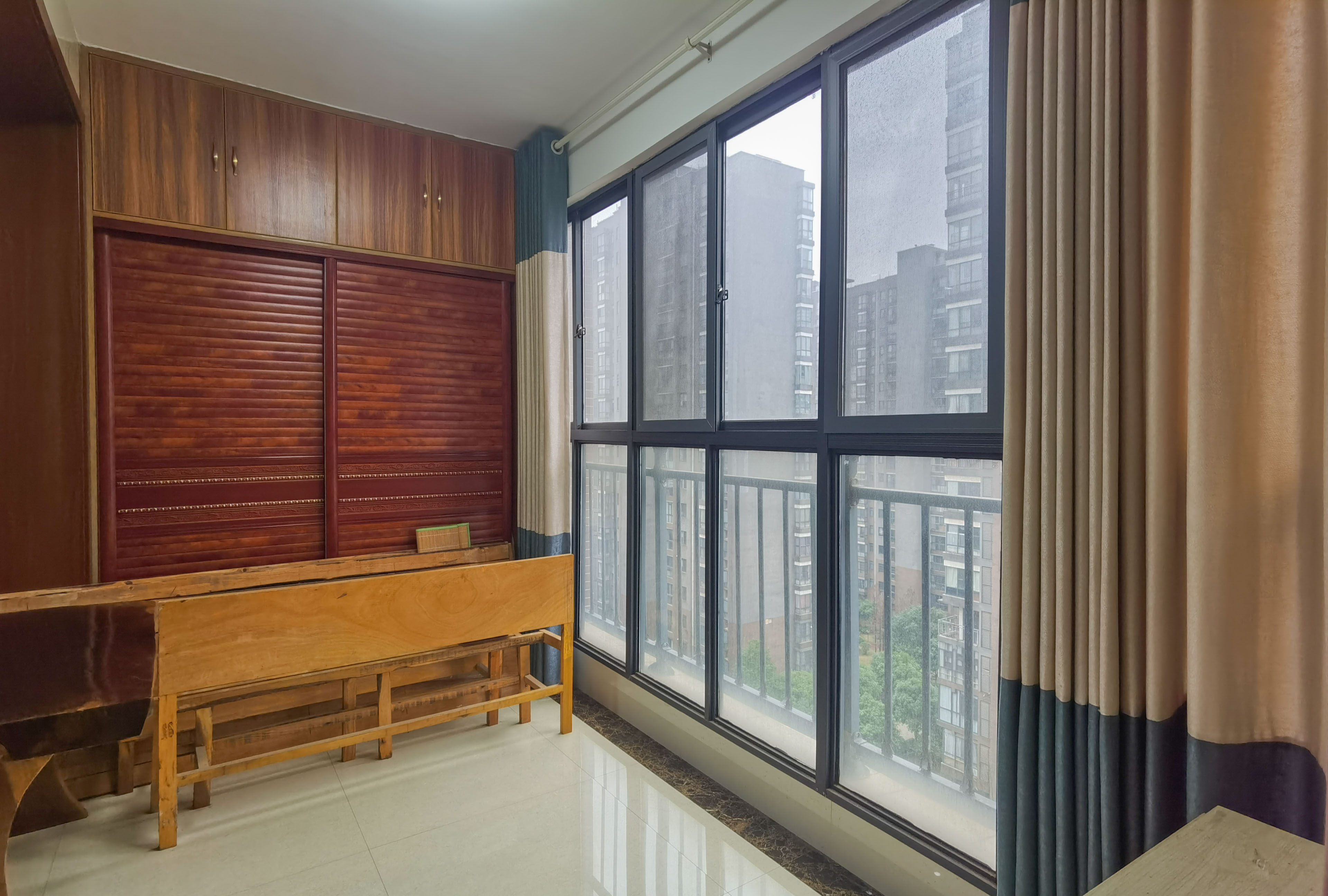 山水文园 3室2厅2卫 83.8万 山水文园 3室2厅2卫 83.8万客厅