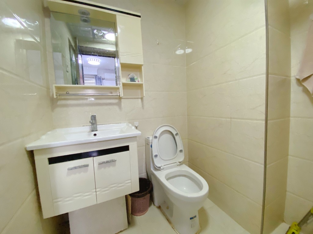 华城泊郡  1室0厅1卫   1800.00元/月室内图