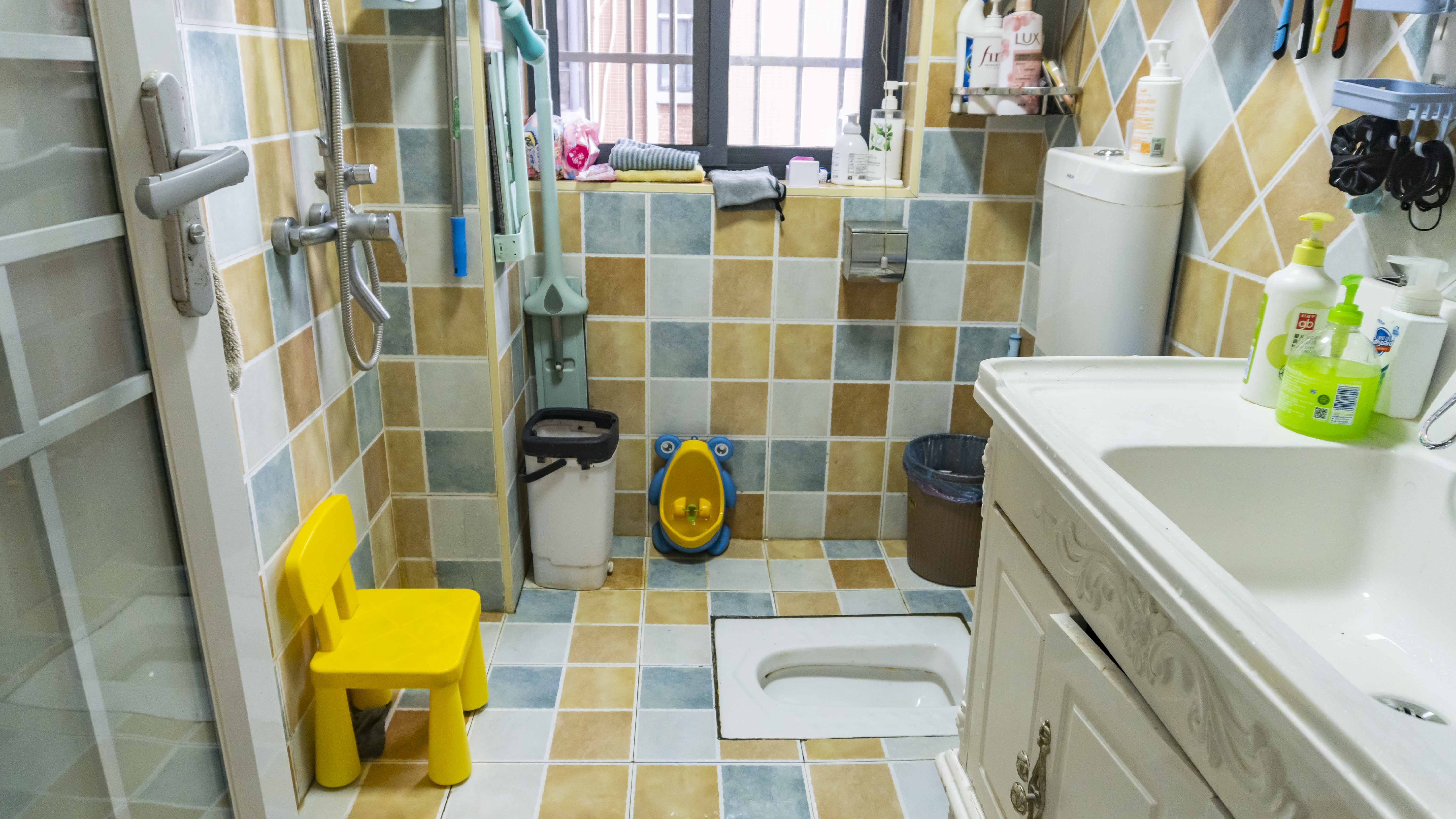 桃花缘  2室2厅1卫    65.0万 桃花缘  2室2厅1卫    65.0万客厅