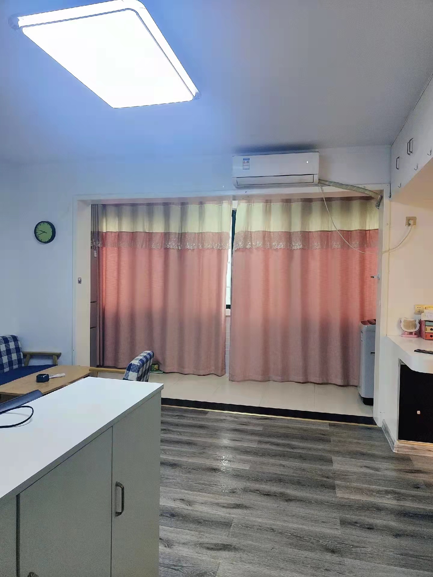 欣登中央公园 1室1厅1卫 1600.0元/月 欣登中央公园 1室1厅1卫 1600.0元/月室内图