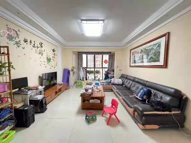 慧谷阳光  3室2厅2卫   88.00万客厅