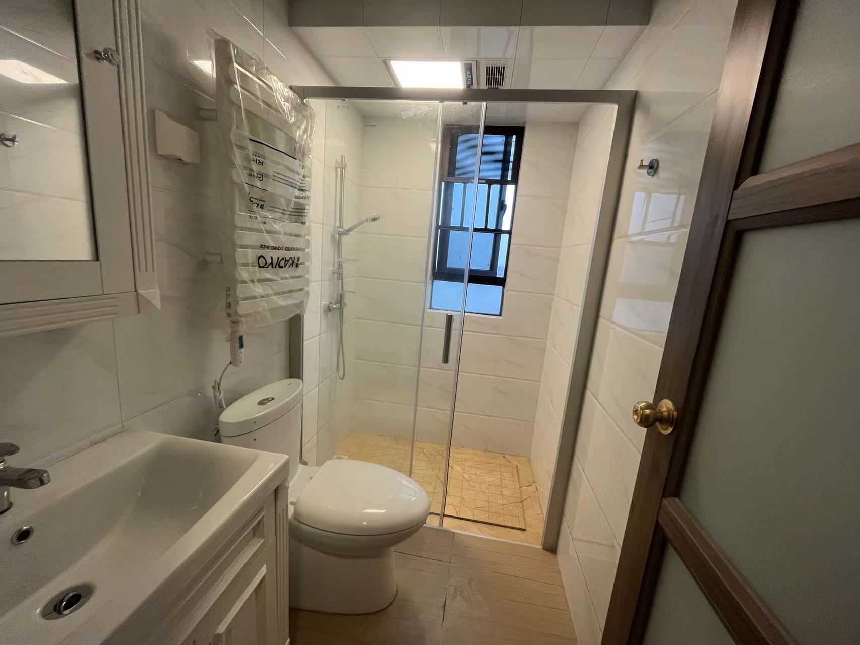 碧桂园梓山府  4室2厅2卫    2800.0元/月 碧桂园梓山府  4室2厅2卫    2800.0元/月室内图