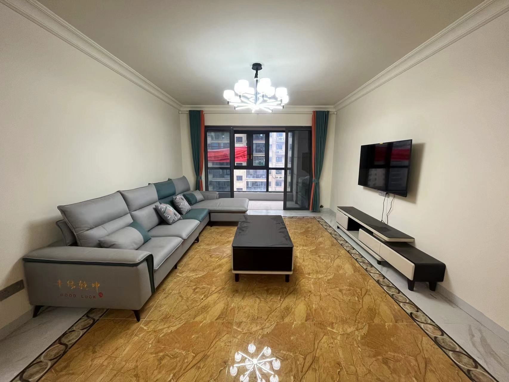 碧桂园梓山府  4室2厅2卫    2800.0元/月 碧桂园梓山府  4室2厅2卫    2800.0元/月室内图