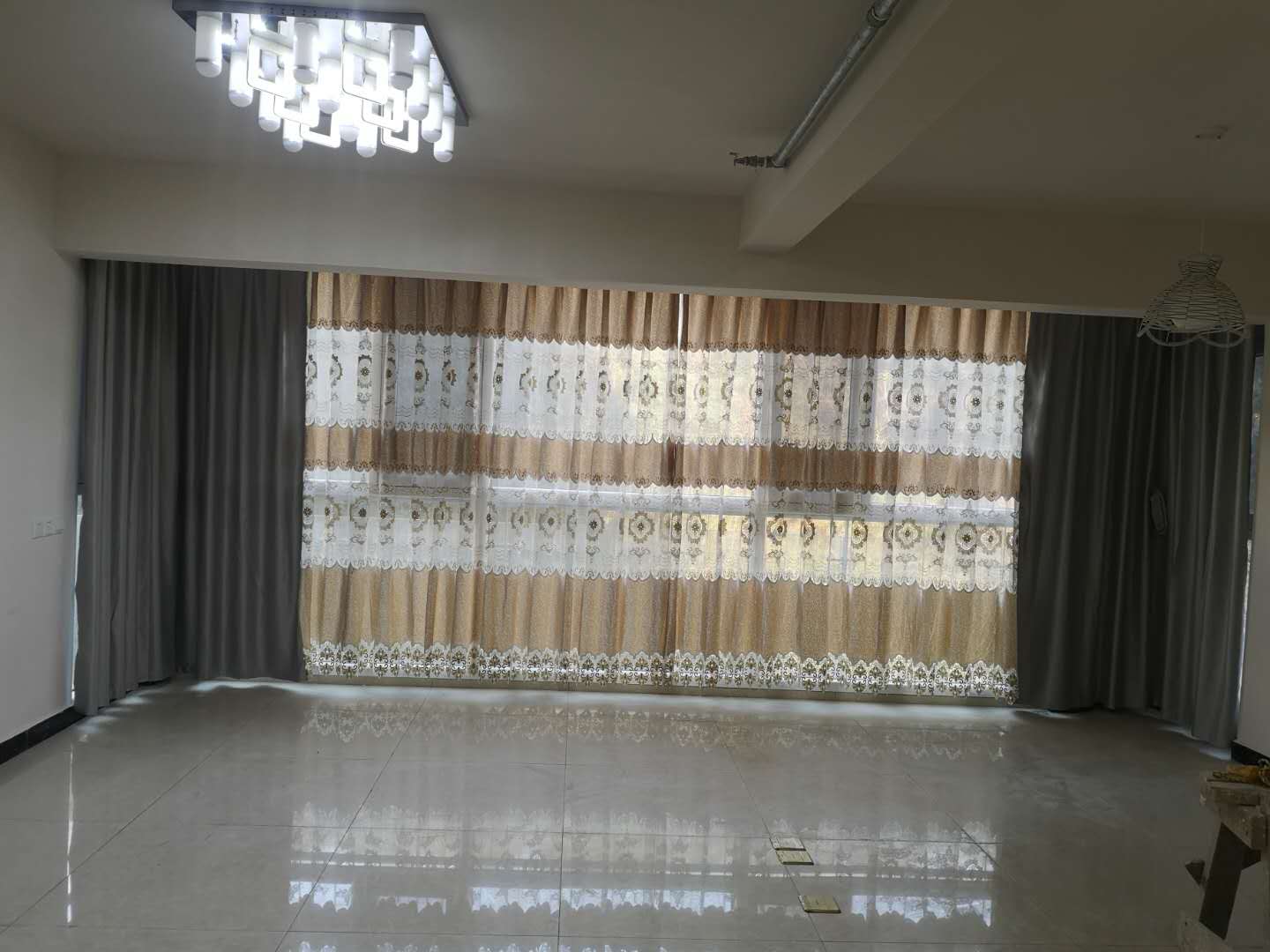 北大资源梦想城1.2号地块  3室2厅2卫   2600.00元/月室内图