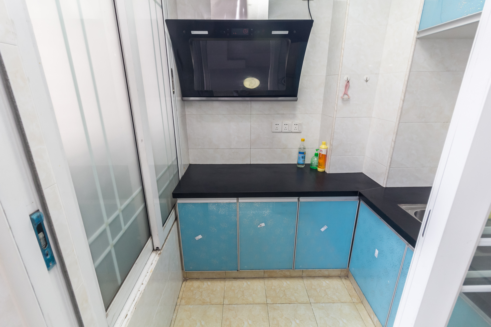 海德公园 1室1厅1卫 29.99万 海德公园 1室1厅1卫 29.99万厨房