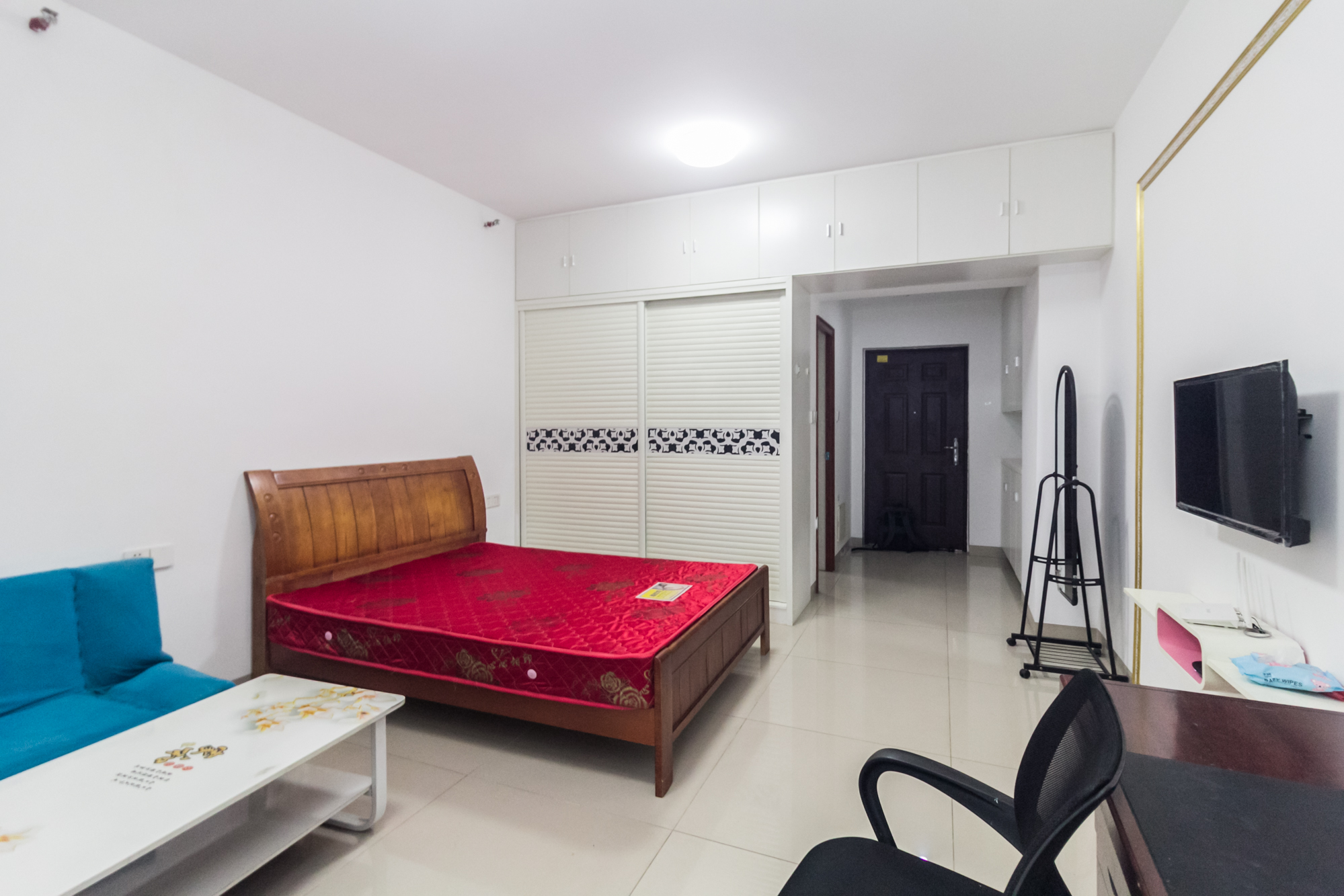 海德公园 1室1厅1卫 29.99万 海德公园 1室1厅1卫 29.99万客厅