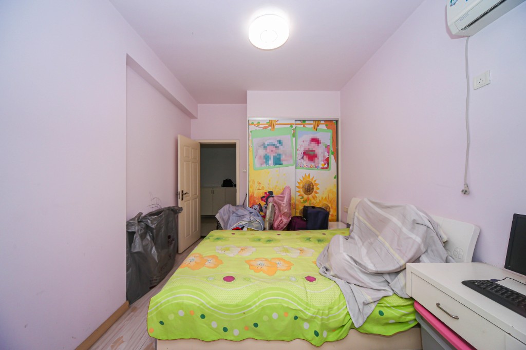 含浦家苑  3室2厅2卫    95.0万卧室