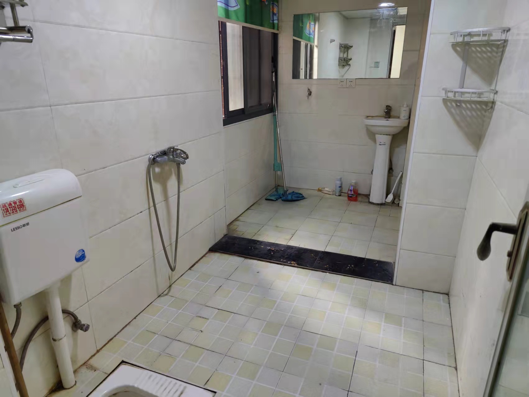 湘银星城  2室2厅1卫    44.8万 湘银星城  2室2厅1卫    44.8万客厅