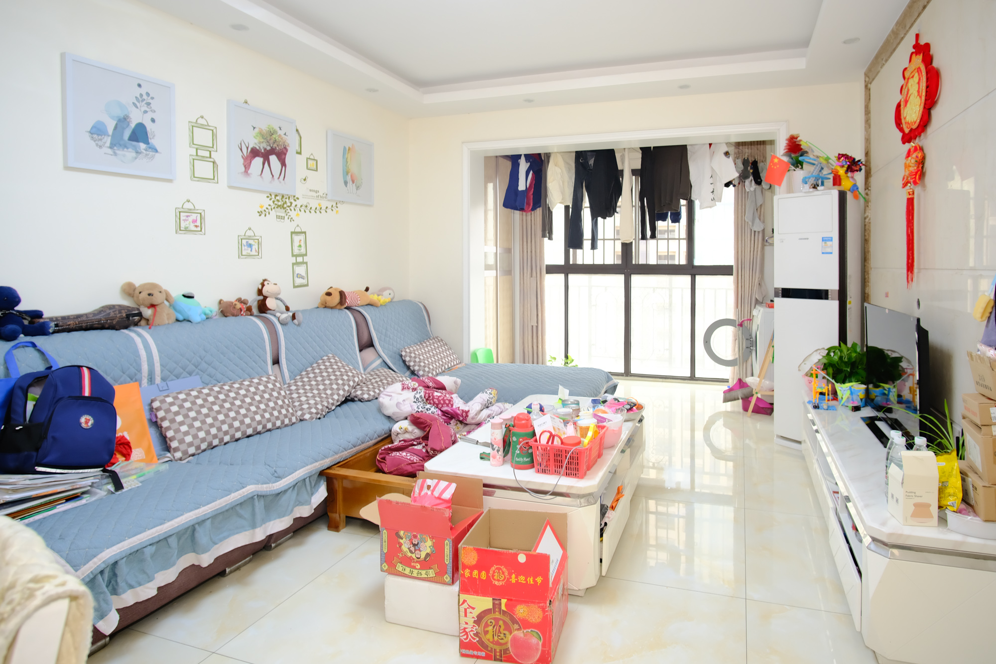 金科时代中心 3室2厅1卫 80.0万 金科时代中心 3室2厅1卫 80.0万客厅