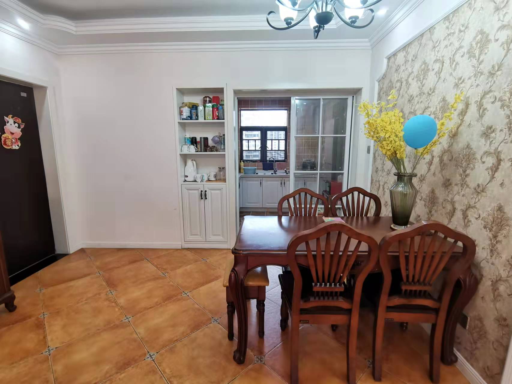 蓝溪谷 3室2厅2卫 93.8万 蓝溪谷 3室2厅2卫 93.8万客厅