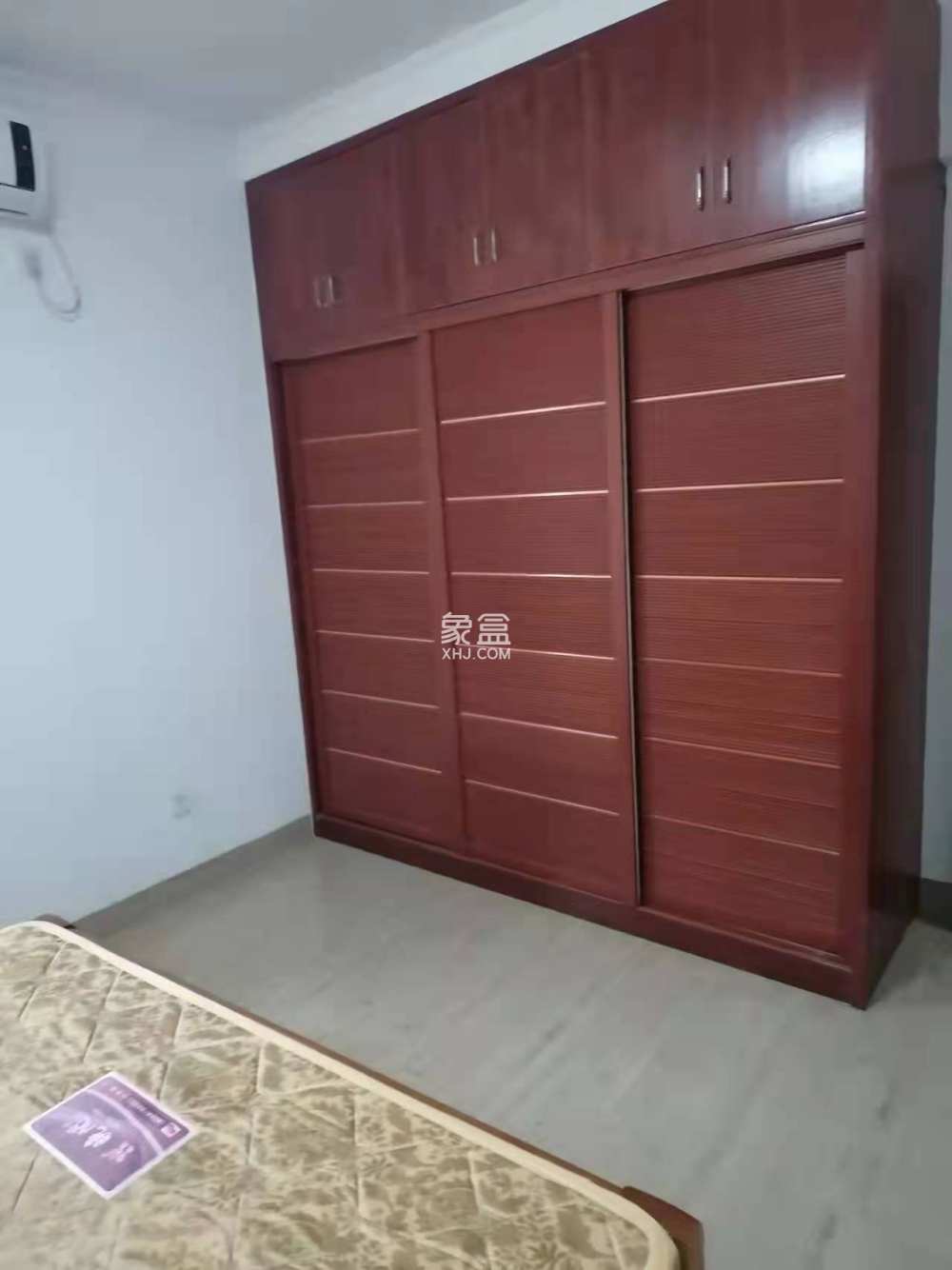 愉景湾东域  3室2厅2卫   2000.00元/月