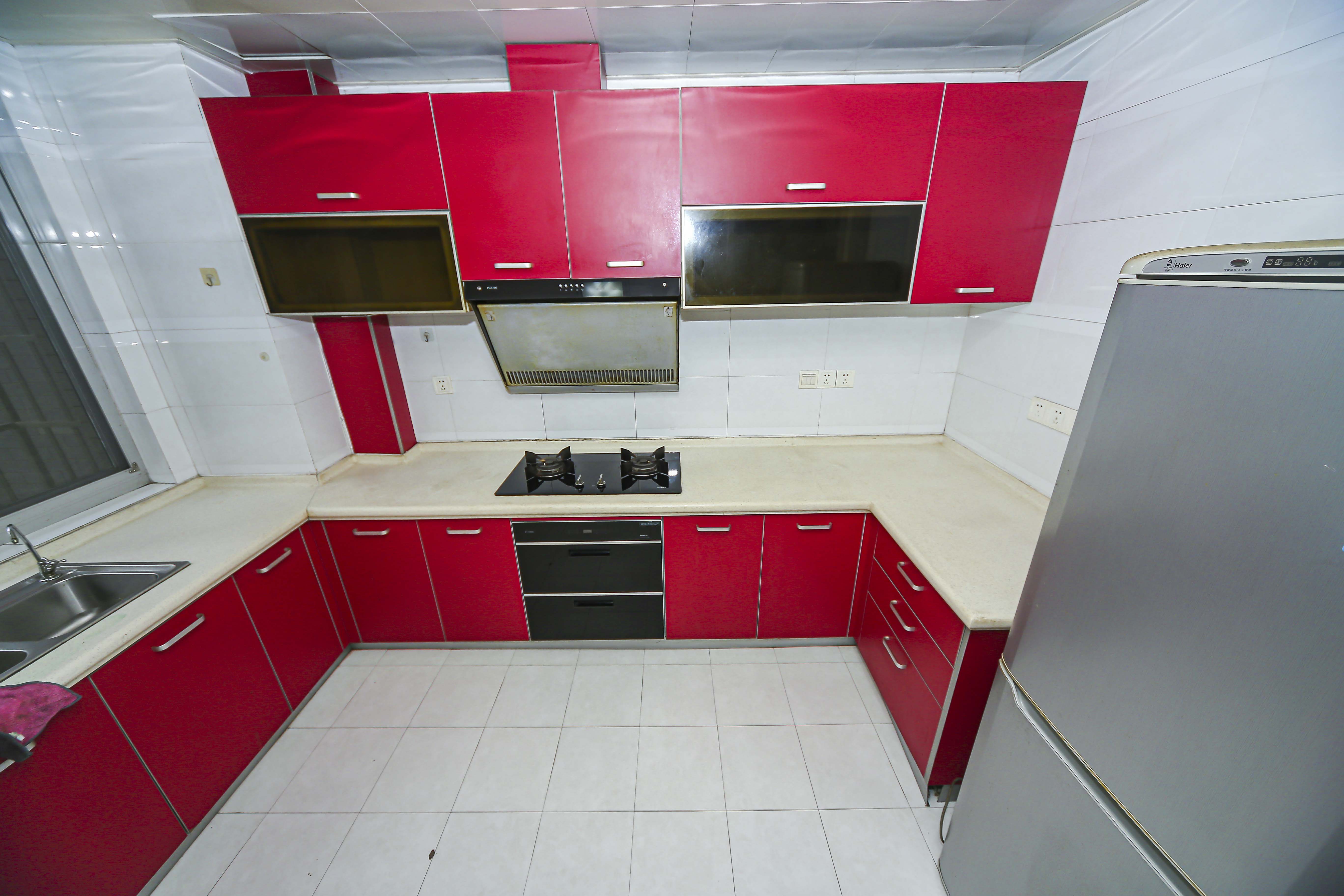 含浦家苑  3室2厅2卫    95.0万厨房