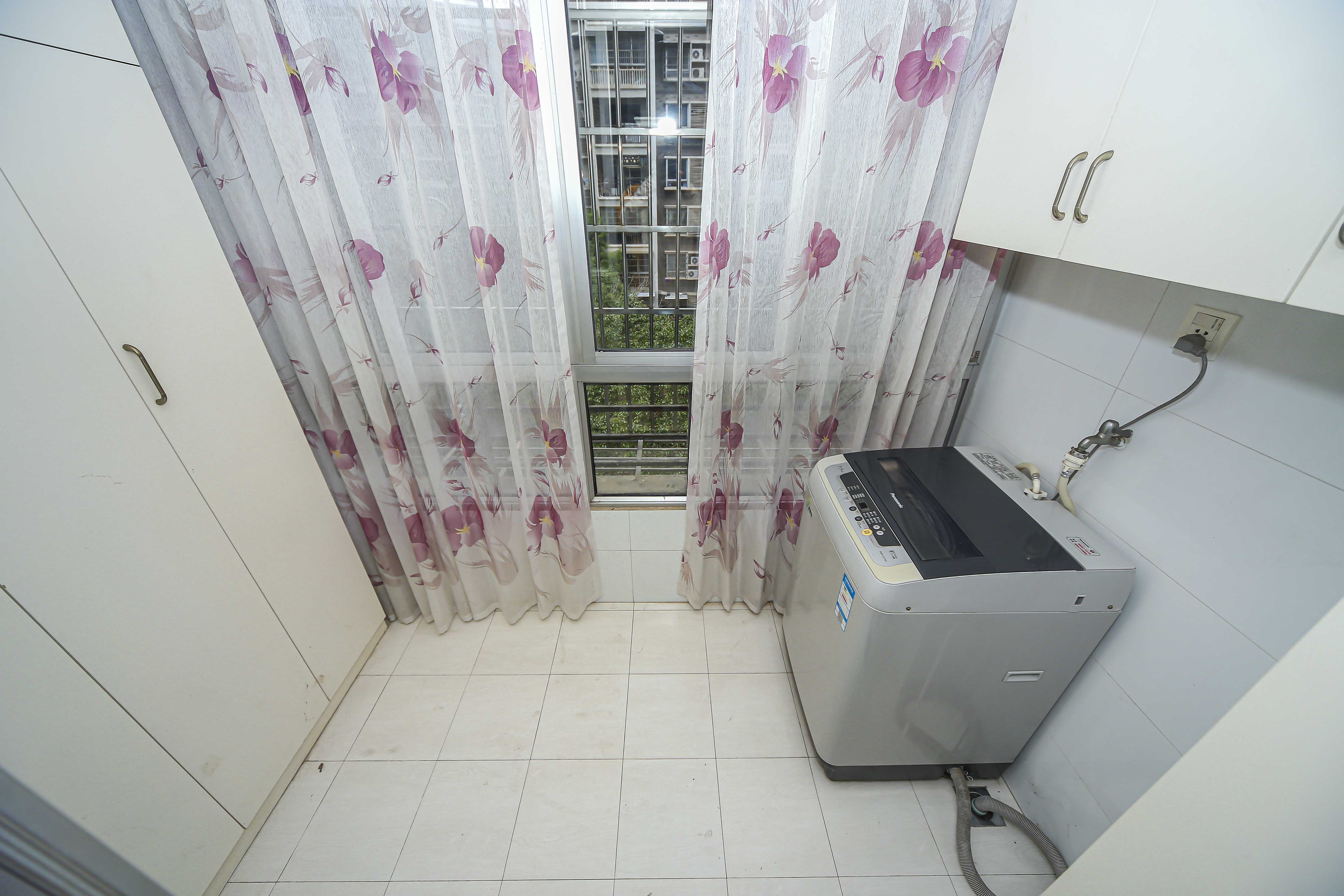 含浦家苑  3室2厅2卫    95.0万阳台