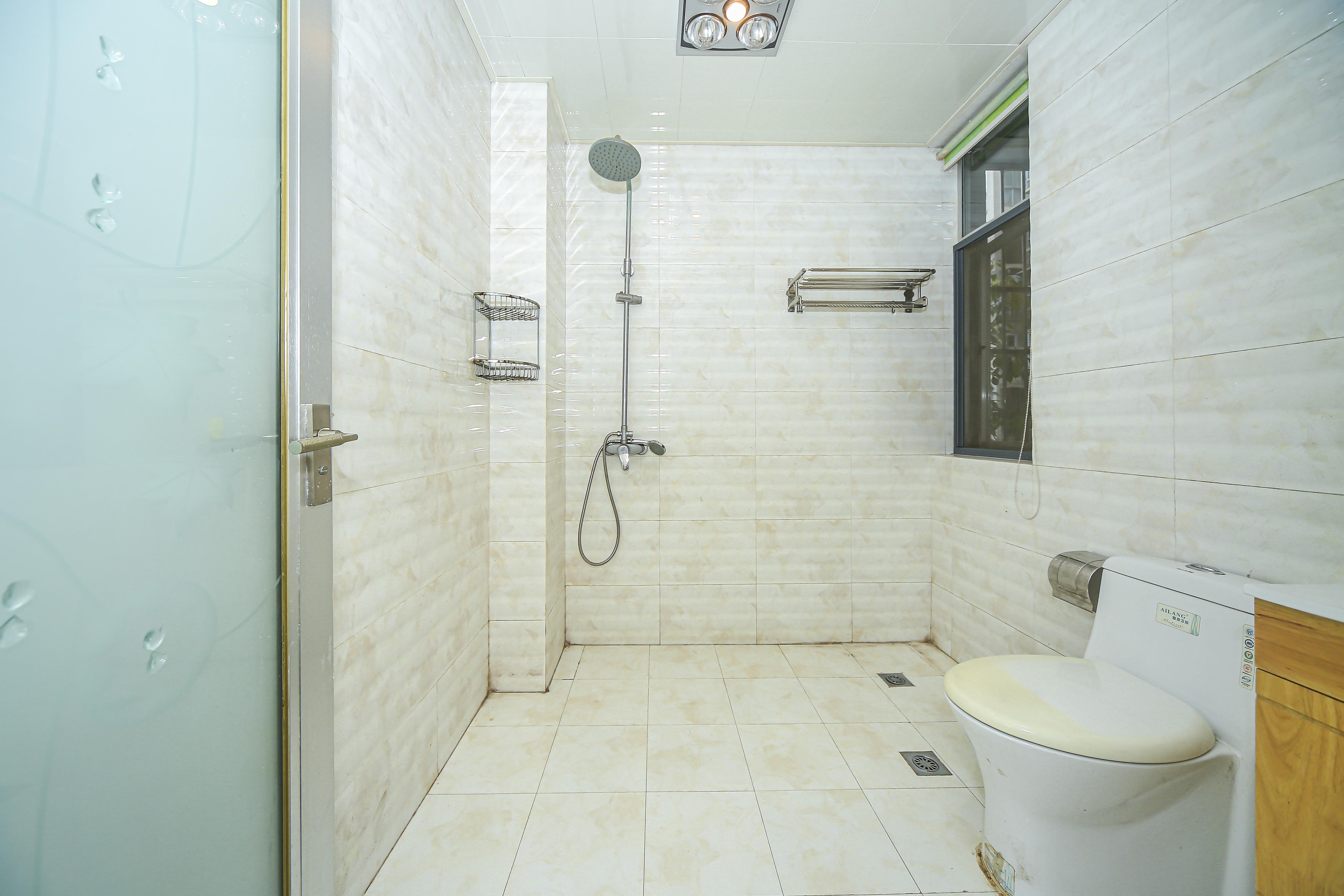 含浦家苑  3室2厅2卫    95.0万卫生间