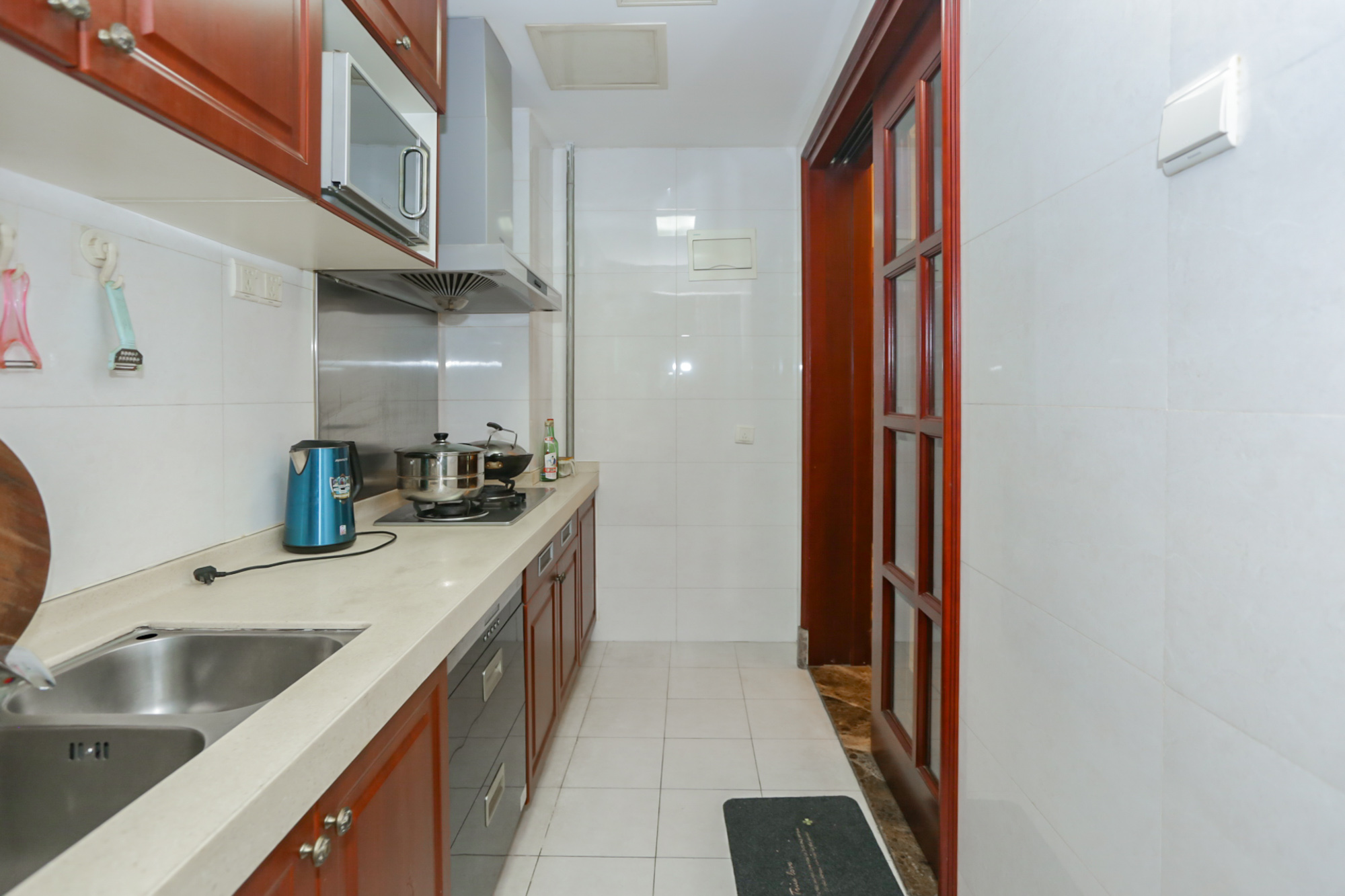 恒大华府  2室2厅1卫    175.0万厨房