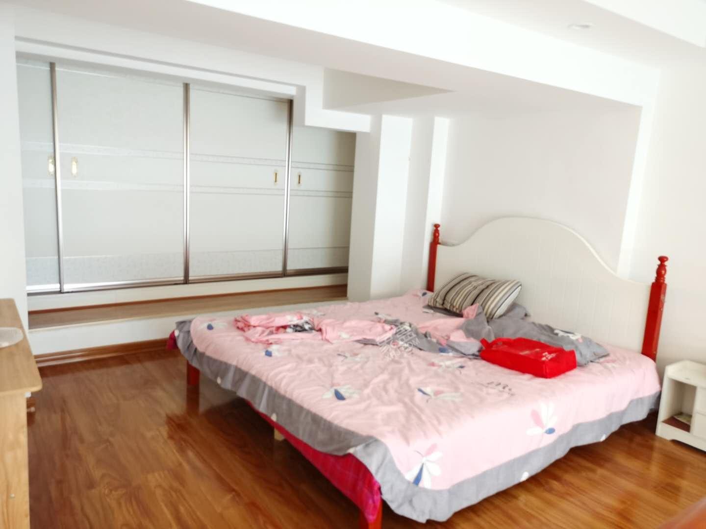 云顶上品  1室1厅1卫   1500.00元/月室内图