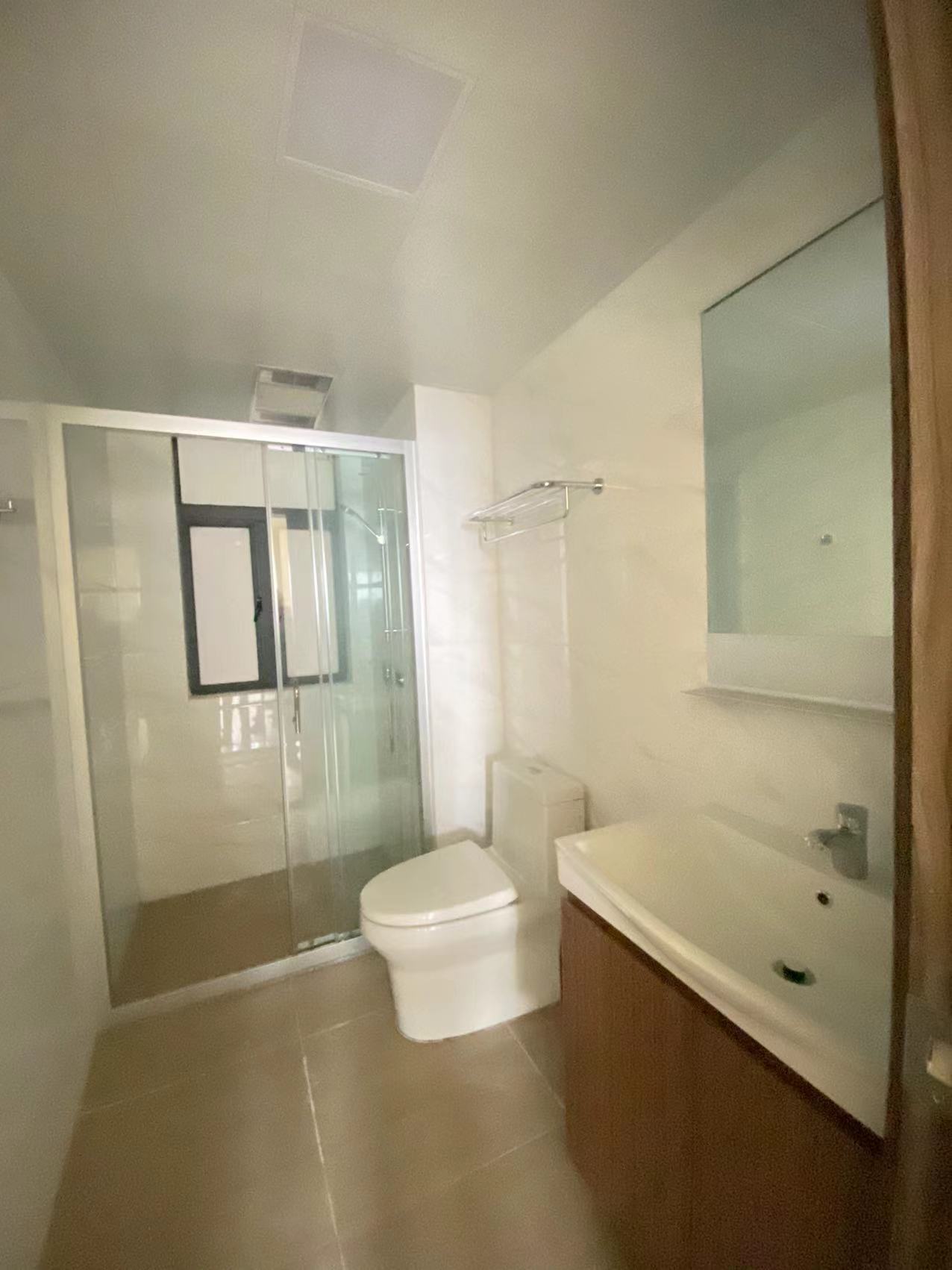 华耀碧桂园十里江湾天汇  3室2厅2卫    2000.0元/月 华耀碧桂园十里江湾天汇  3室2厅2卫    2000.0元/月室内图