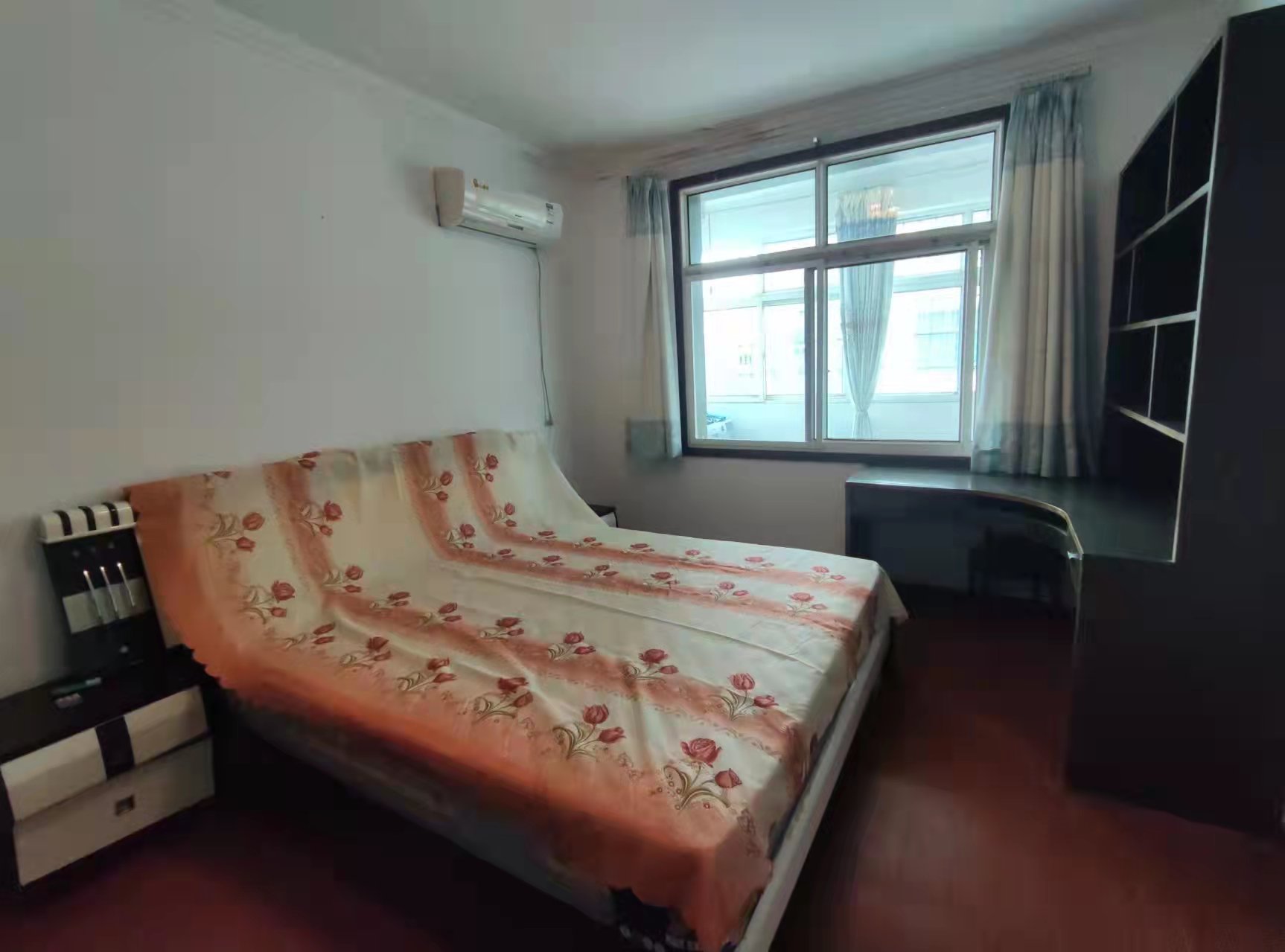 中欧房产 3室2厅1卫 1500.0元/月 中欧房产 3室2厅1卫 1500.0元/月室内图