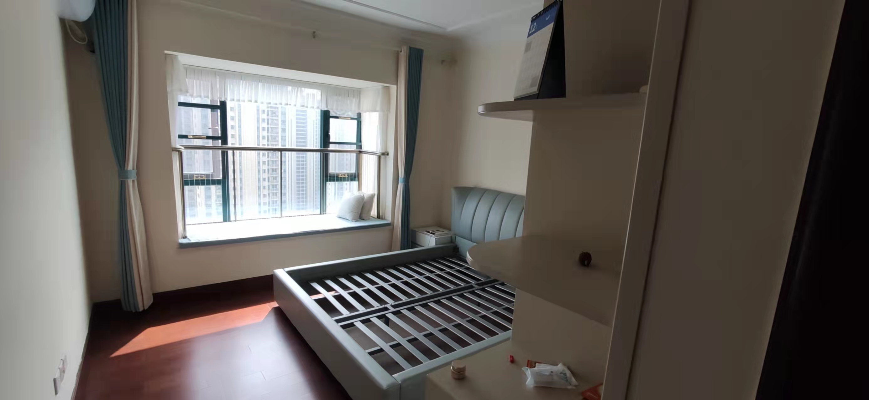 恒大绿洲 3室2厅1卫 2400.0元/月 恒大绿洲 3室2厅1卫 2400.0元/月室内图