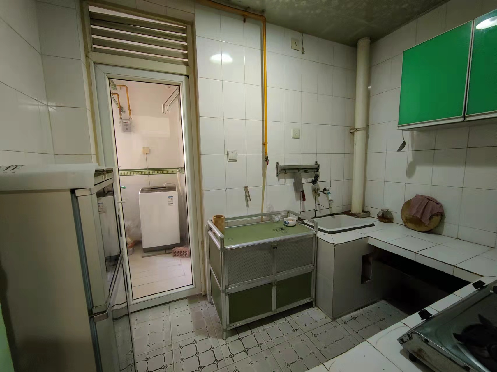 南湖锦苑 3室2厅2卫 2200.0元/月 南湖锦苑 3室2厅2卫 2200.0元/月室内图