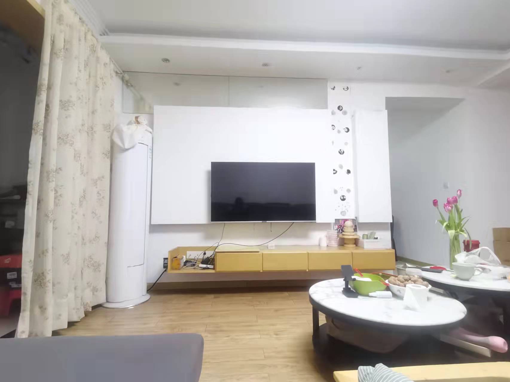 盛世东方  3室2厅1卫   52.80万卧室