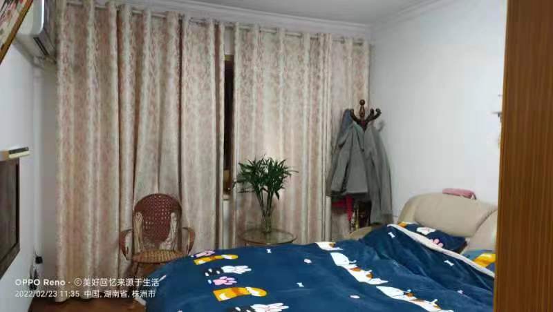 九天国际 2室2厅1卫 68.0万 九天国际 2室2厅1卫 68.0万客厅