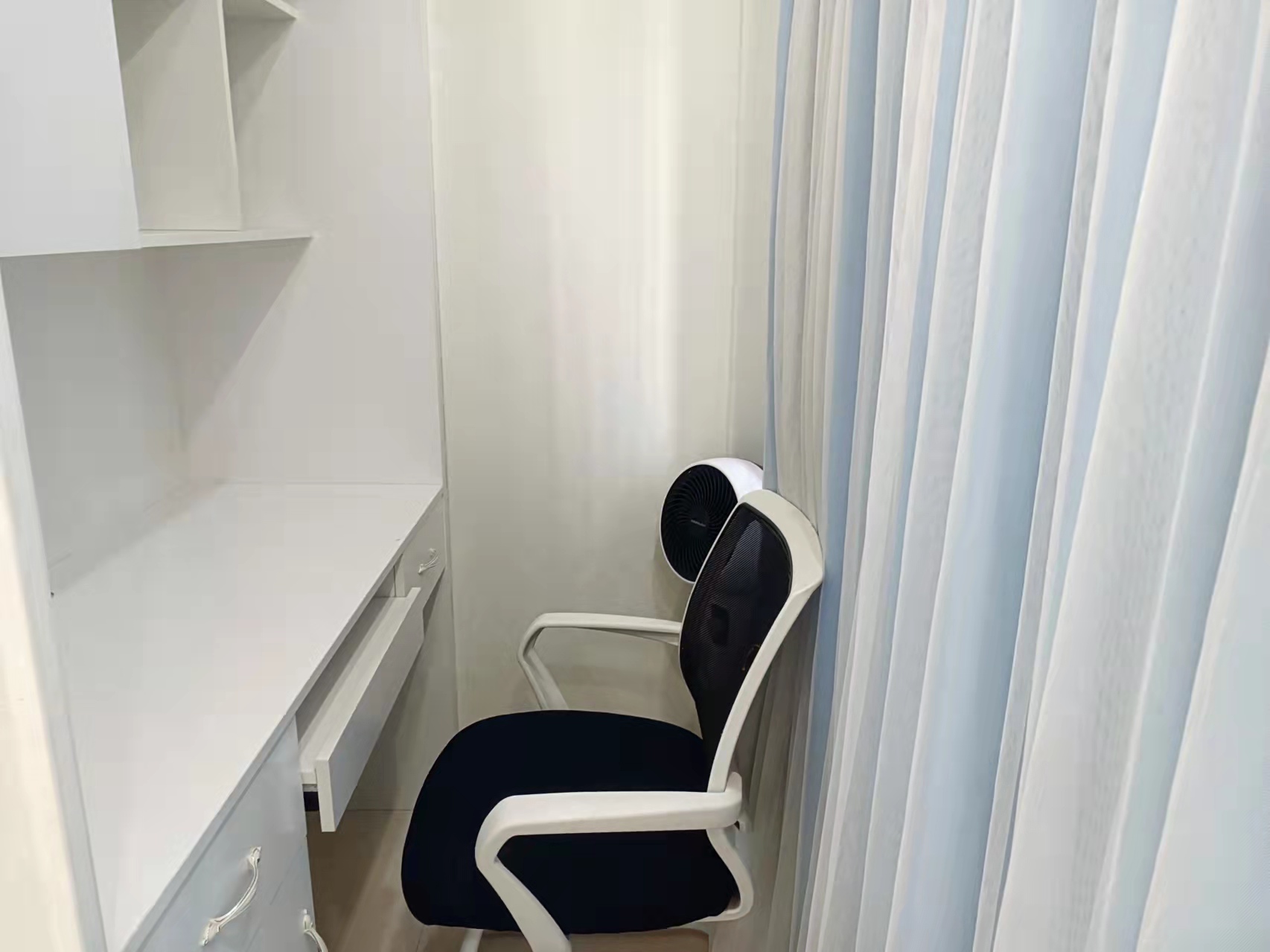 云顶上品  1室0厅1卫    1200.0元/月 云顶上品  1室0厅1卫    1200.0元/月室内图